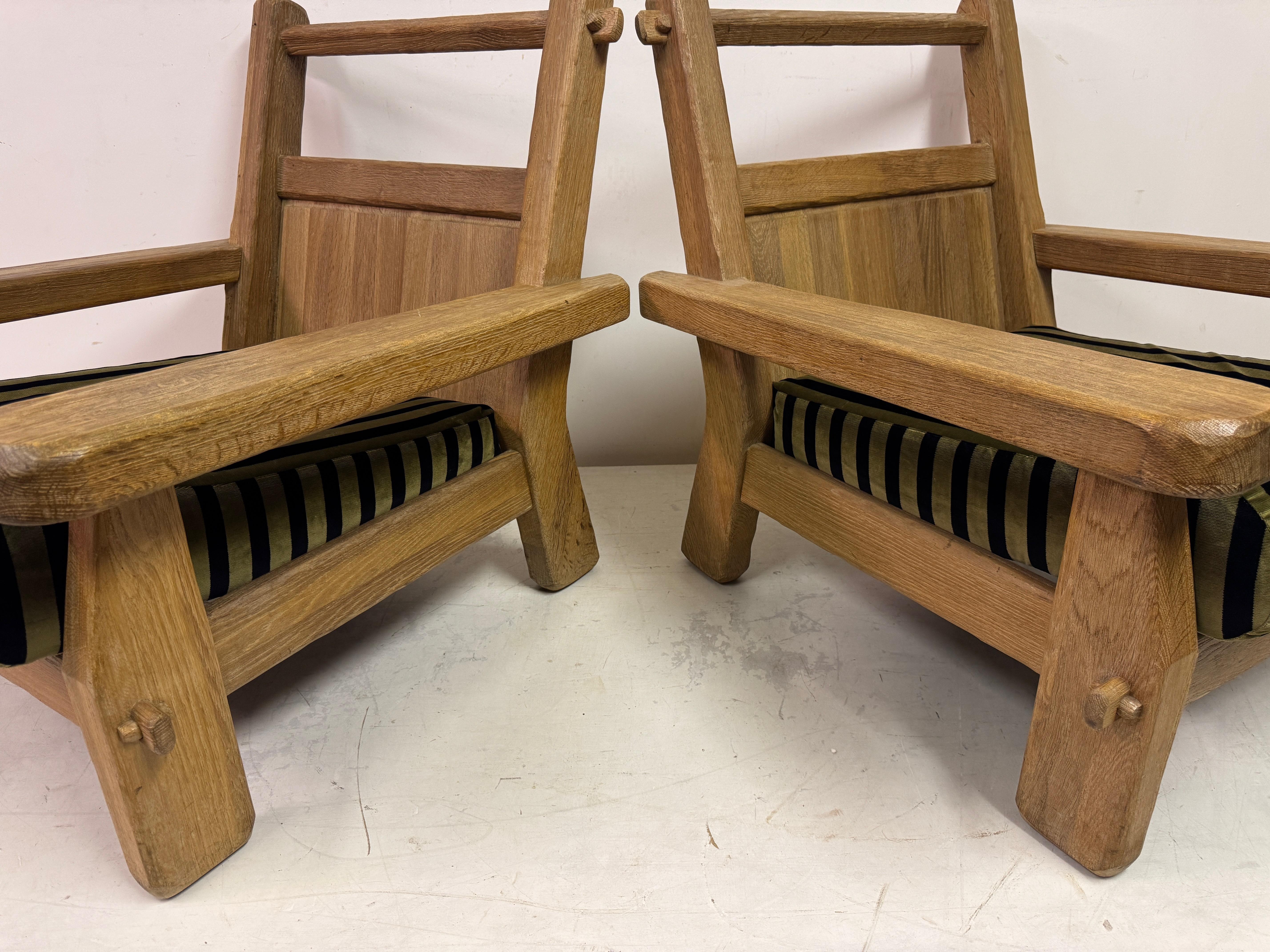Paire de fauteuils belges brutalistes en chêne par De Puydt en vente 12