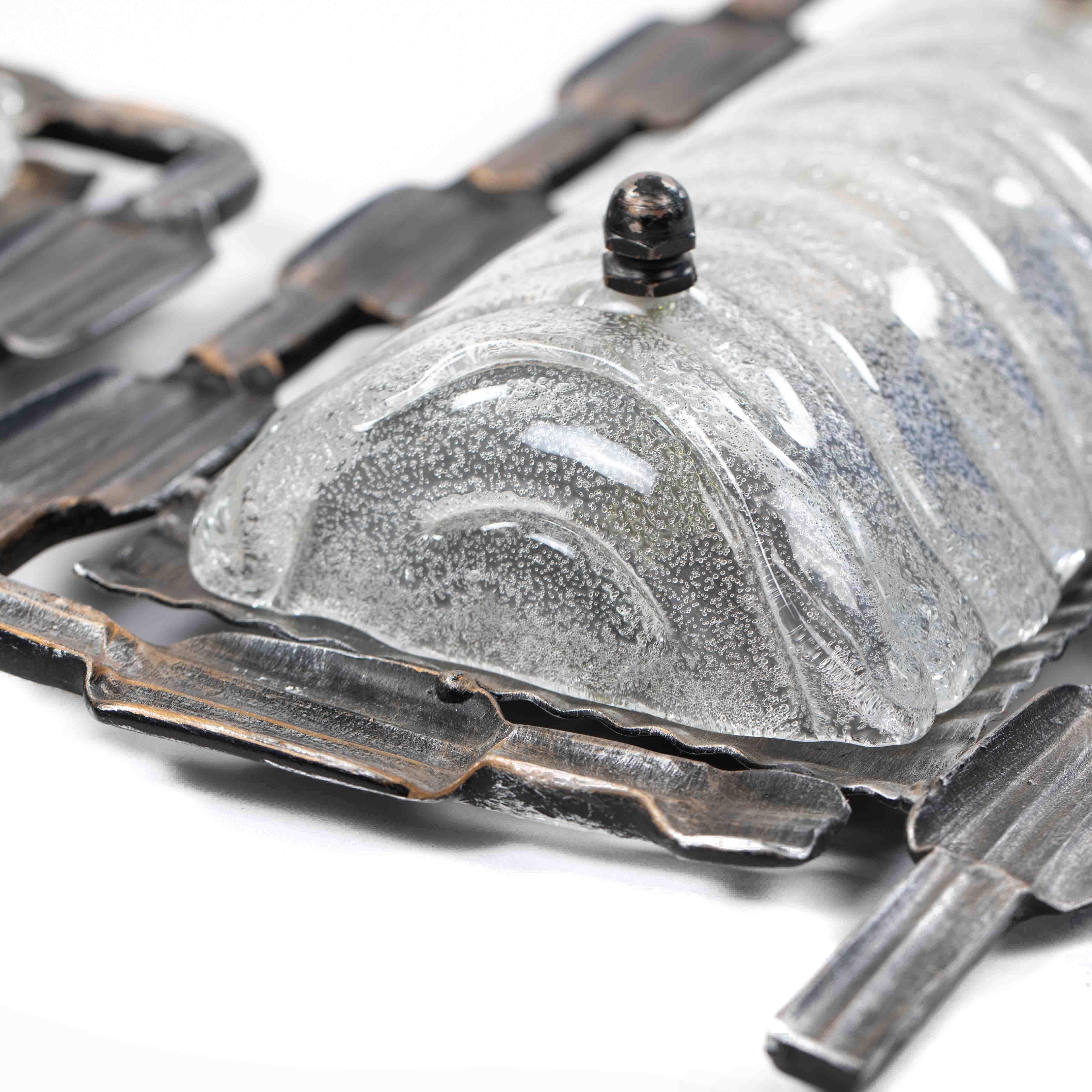 Pareja de apliques de hierro y cristal de Murano del Brutalismo belga de mediados de siglo, años 60 en venta 8