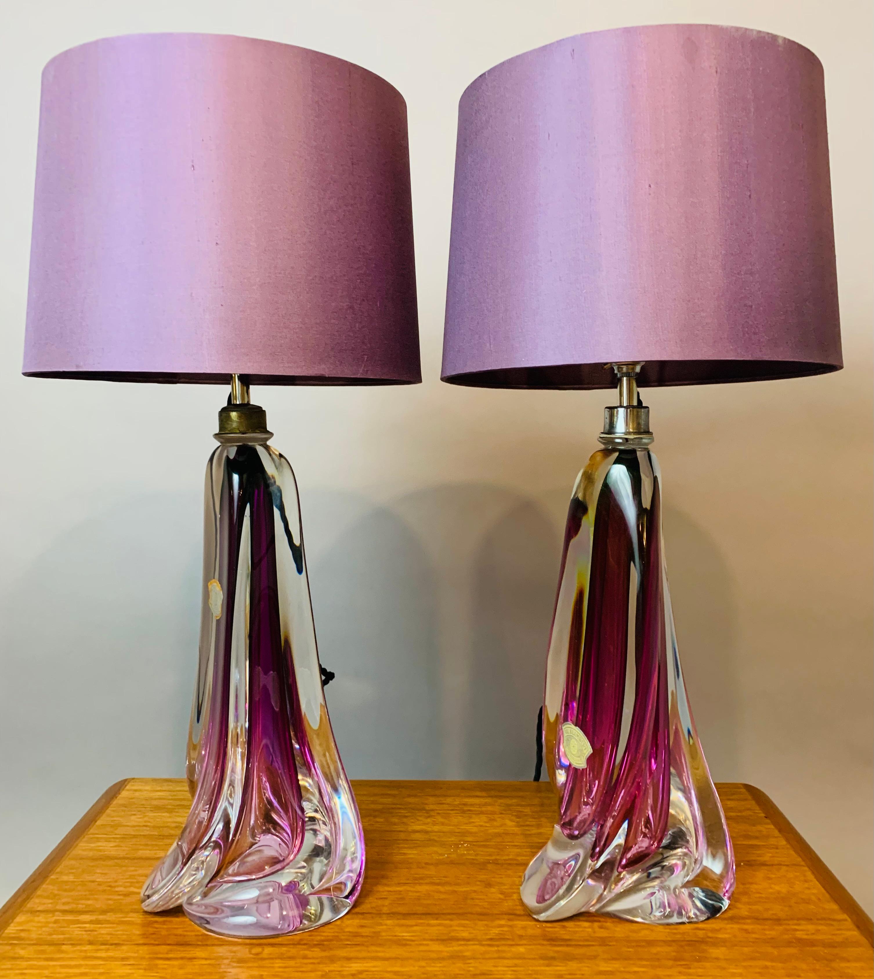 Pair of Belgium Val Saint Lambert Purple & Clear Crystal Glass Table Lamps In Good Condition In London, England
