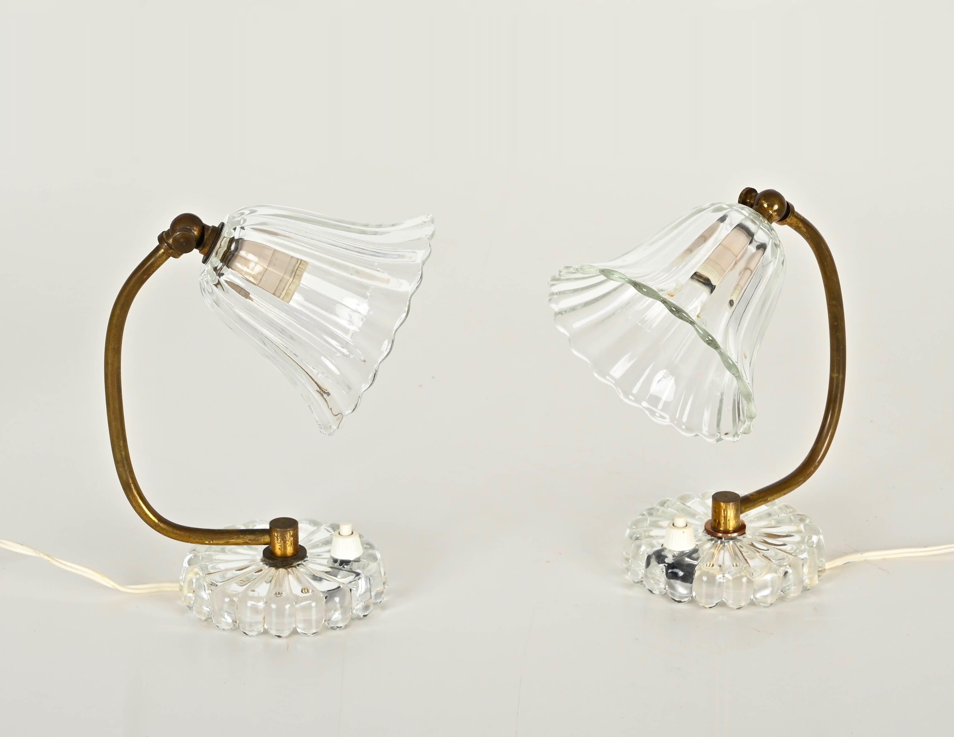 Hand-Crafted Pair of Bell Table Lamps in Murano Glass and Brass by Barovier, Italy 1940s