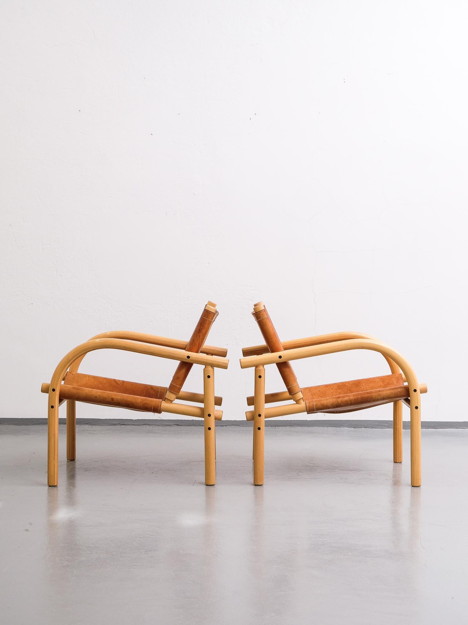 Pair of Ben af Schultén Model 411 Safari Lounge Chairs, Artek, Finland, 1974 In Good Condition In Karis, Nyland