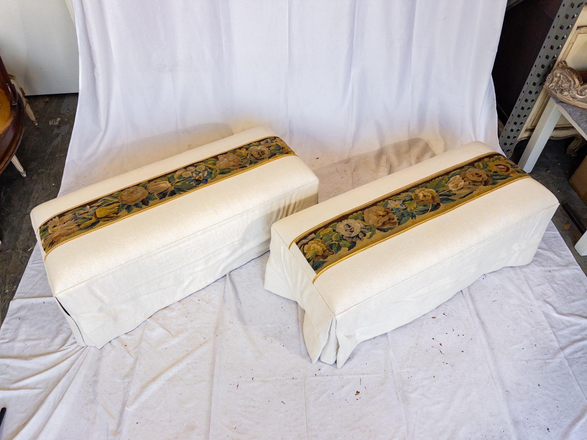 Pair of Benches with 18th Century Aubusson Fragments In Good Condition In Houston, TX