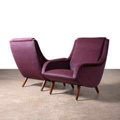 Pareja de butacas modernas escandinavas Bengt Ruda Modelo 90 en terciopelo vino