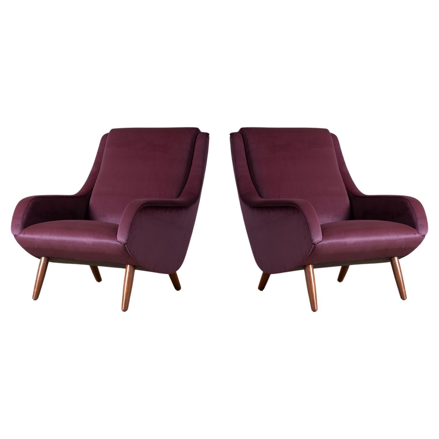 Pair of Bengt Ruda Model 90 Scandinavian Modern Lounge Chairs in Wine Velvet