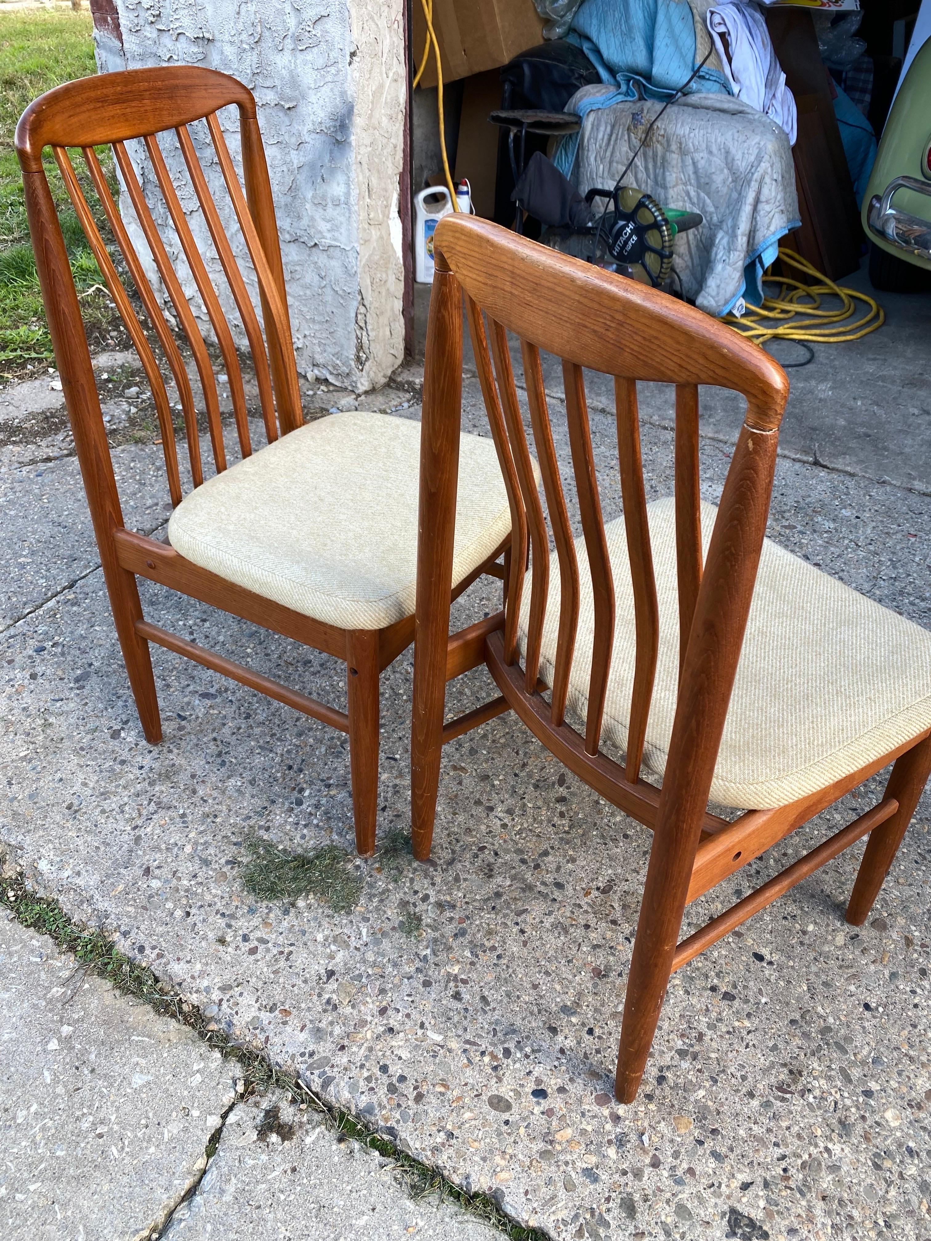 Upholstery Pair of Benny Linden Teak Dining Chairs