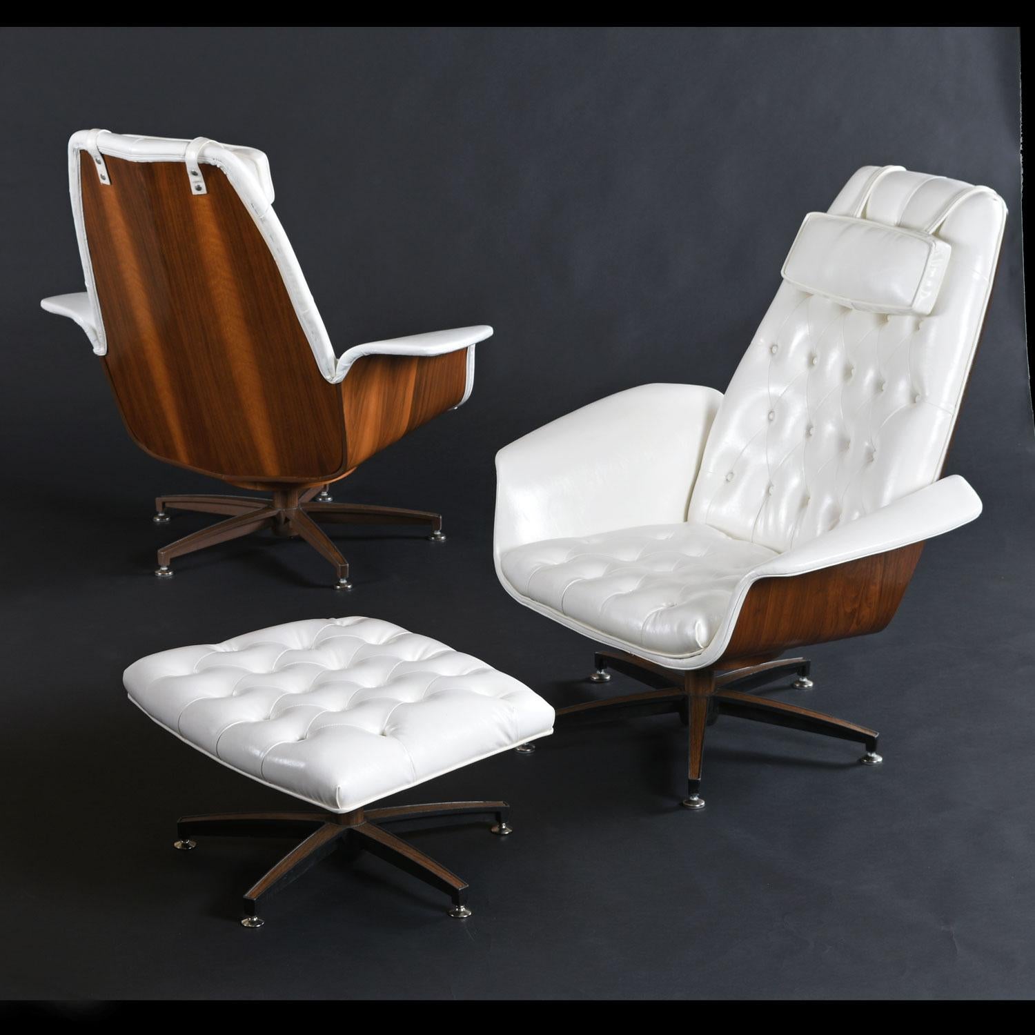 Mid-Century Modern Restored Pair of Bent Ply Faux White Tufted Leather George Mulhauser Mr. Chairs For Sale