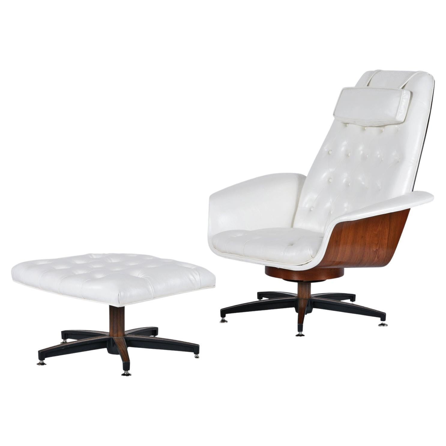 Restored Pair of Bent Ply Faux White Tufted Leather George Mulhauser Mr. Chairs In Good Condition For Sale In Chattanooga, TN