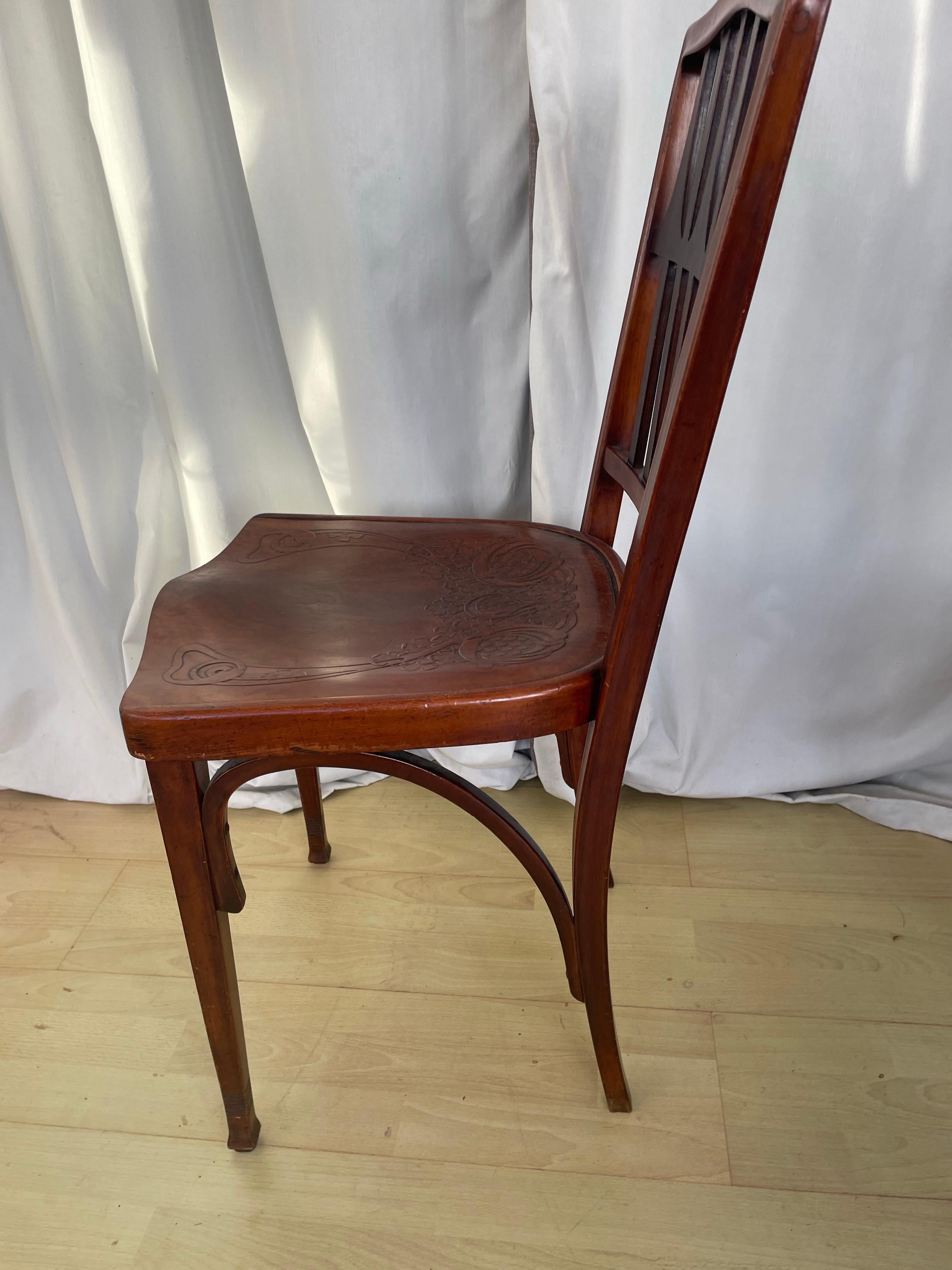 Coppia di sedie bentoowd dei fratelli Kohn in vendita 8