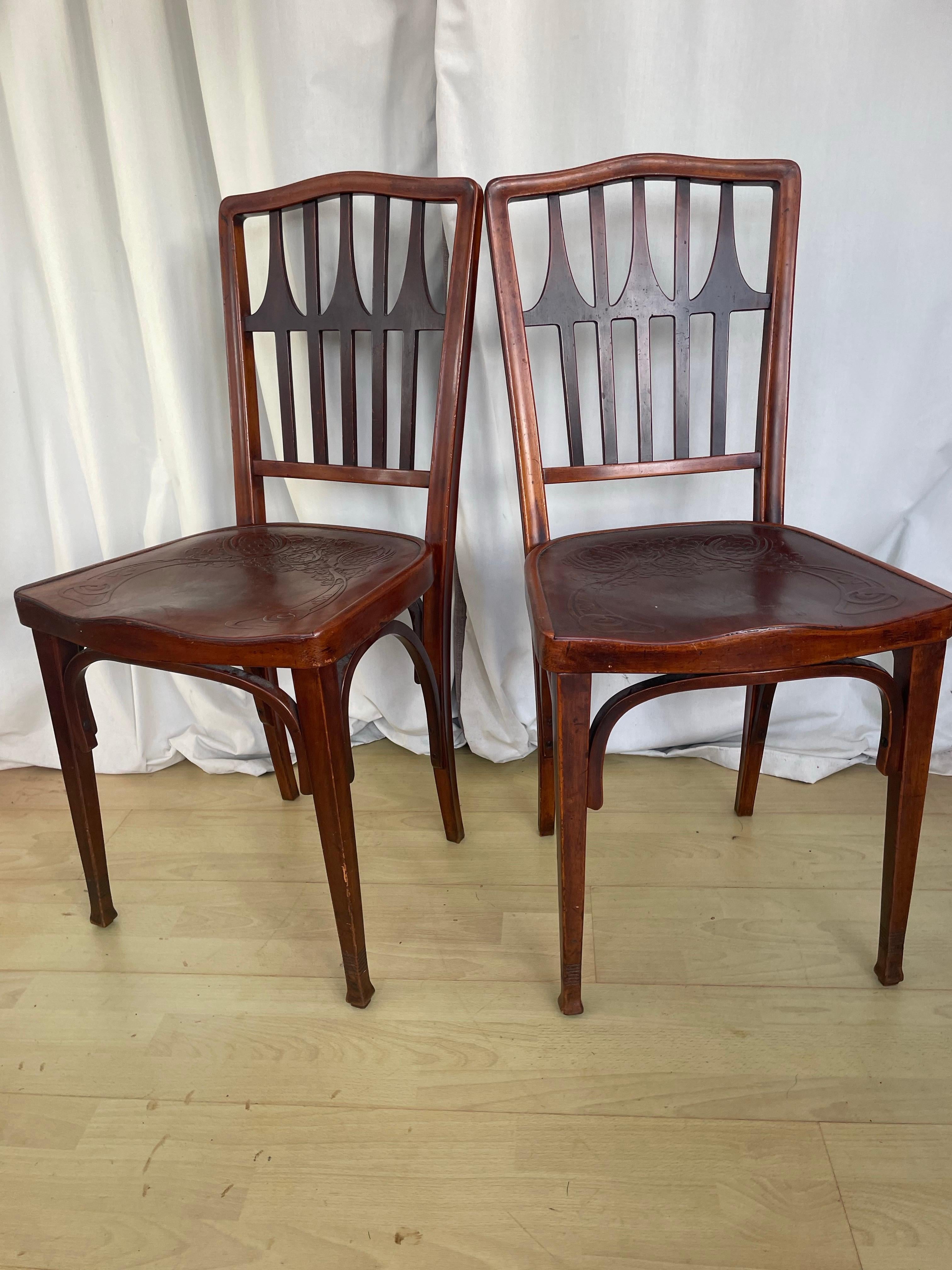 Coppia di sedie bentoowd dei fratelli Kohn in vendita 2