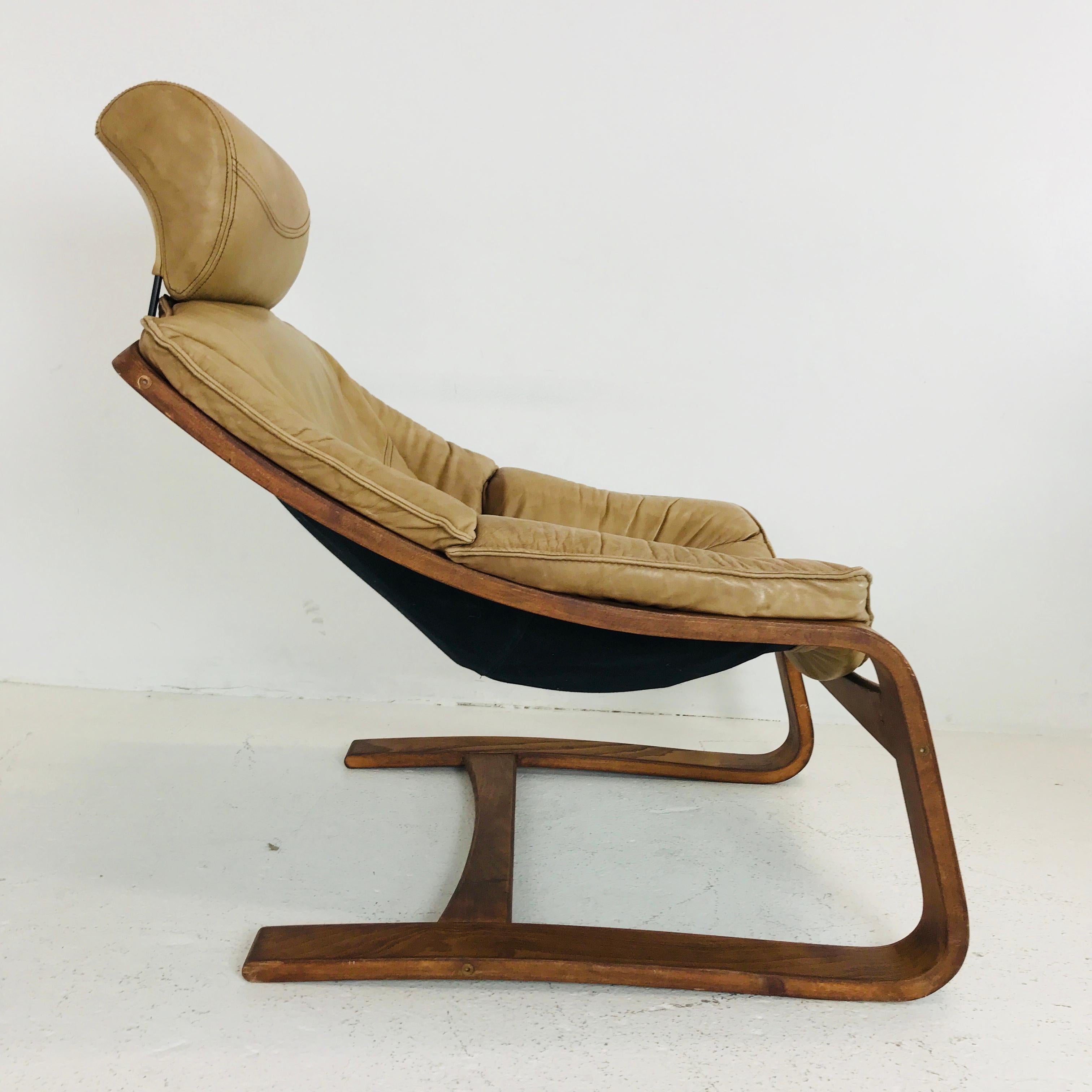 Pair of Bentwood and Leather Cantilever Midcentury Lounge Chairs 3