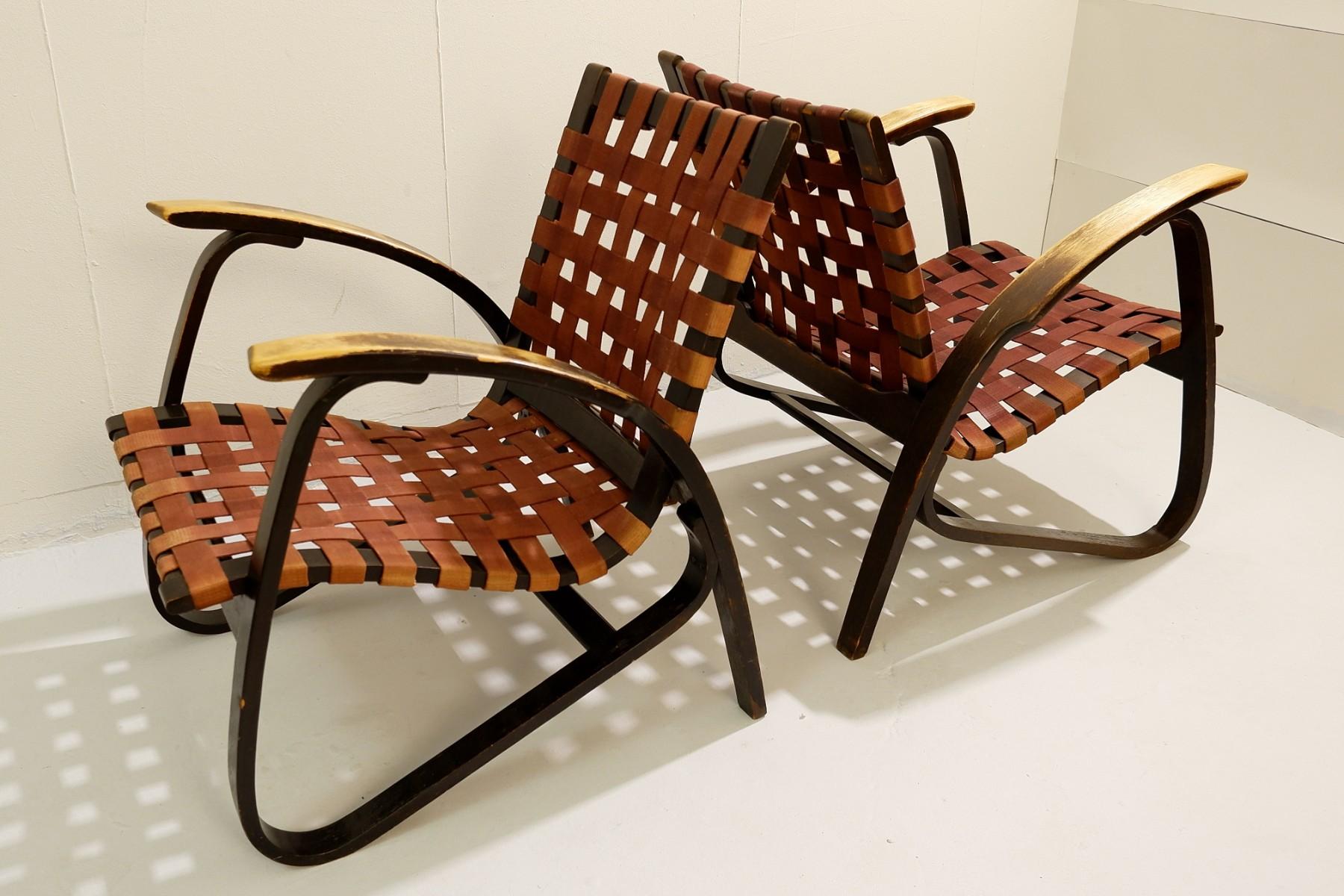 Mid-Century Modern Pair of Bentwood Armchairs by Jan Vanek for UP Závody, 1930s