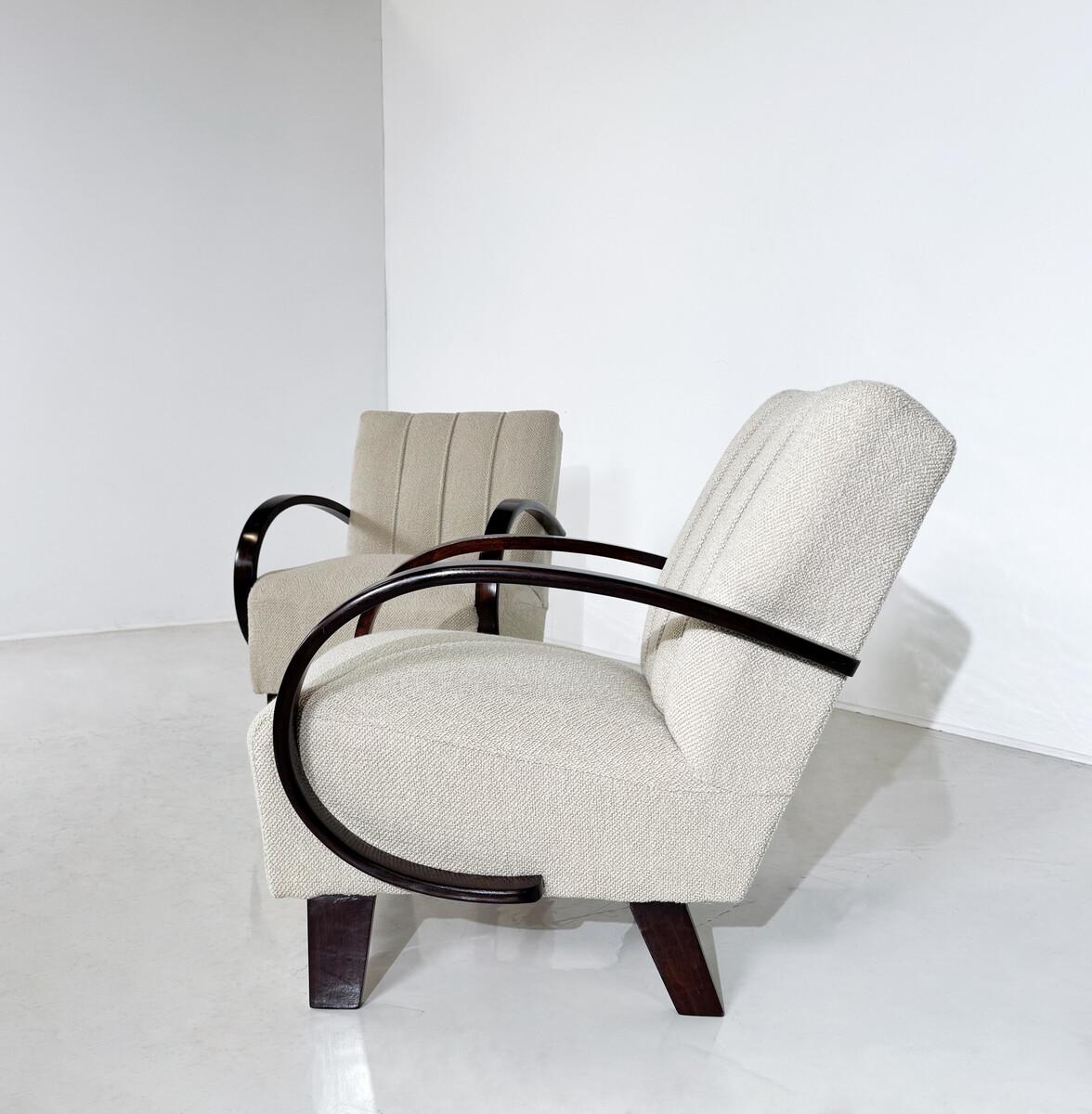 Milieu du XXe siècle Paire de fauteuils en bois courbé par Jindrich Halabala - République Tchèque 1940s en vente