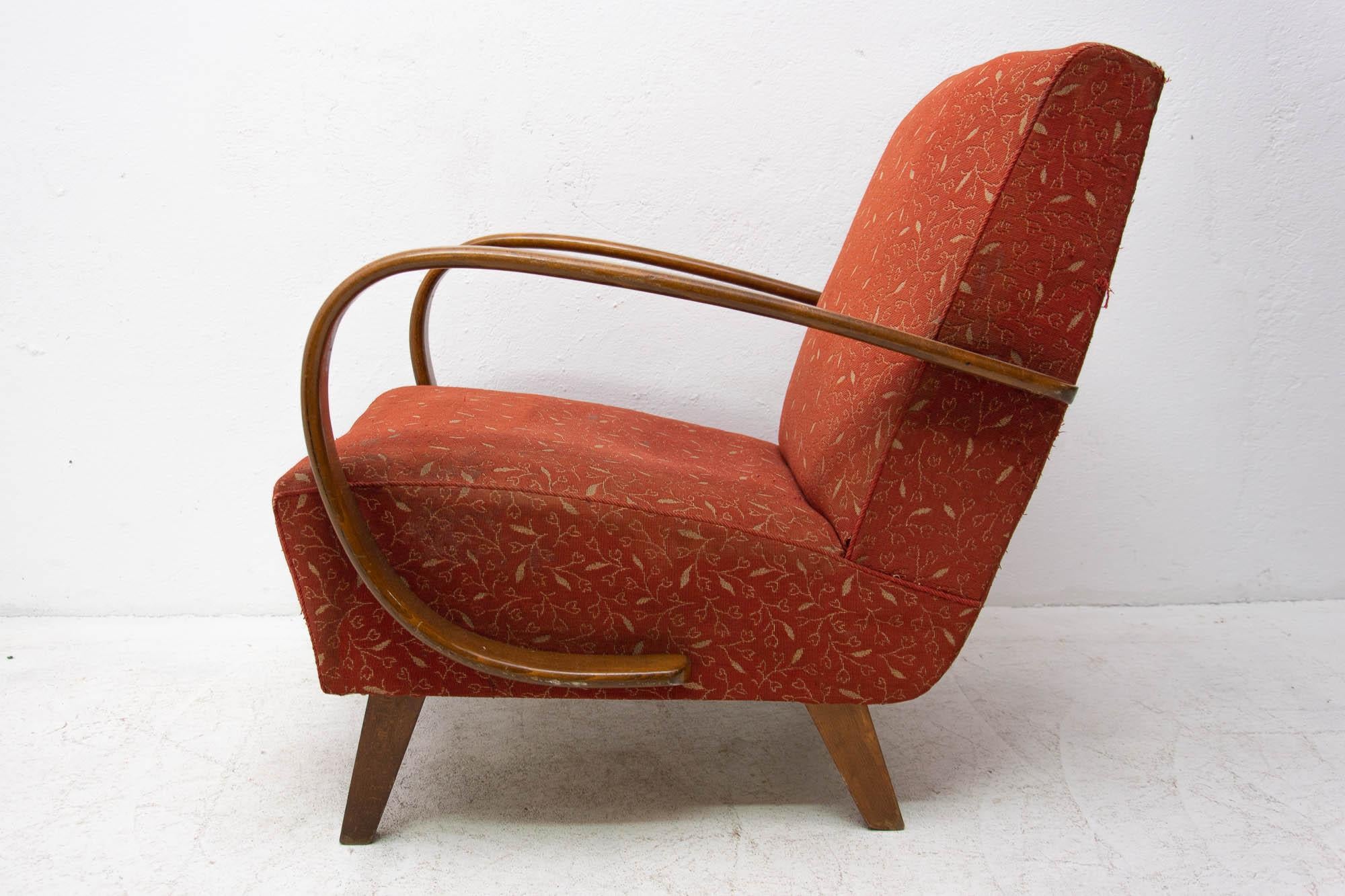 Pair of Bentwood Armchairs by Jindřich Halabala for UP Závody, 1950s 10