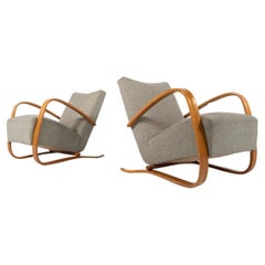 Pair of Bentwood Armchairs by Jindrich Halabala H269, Czech Republic, 1940s
