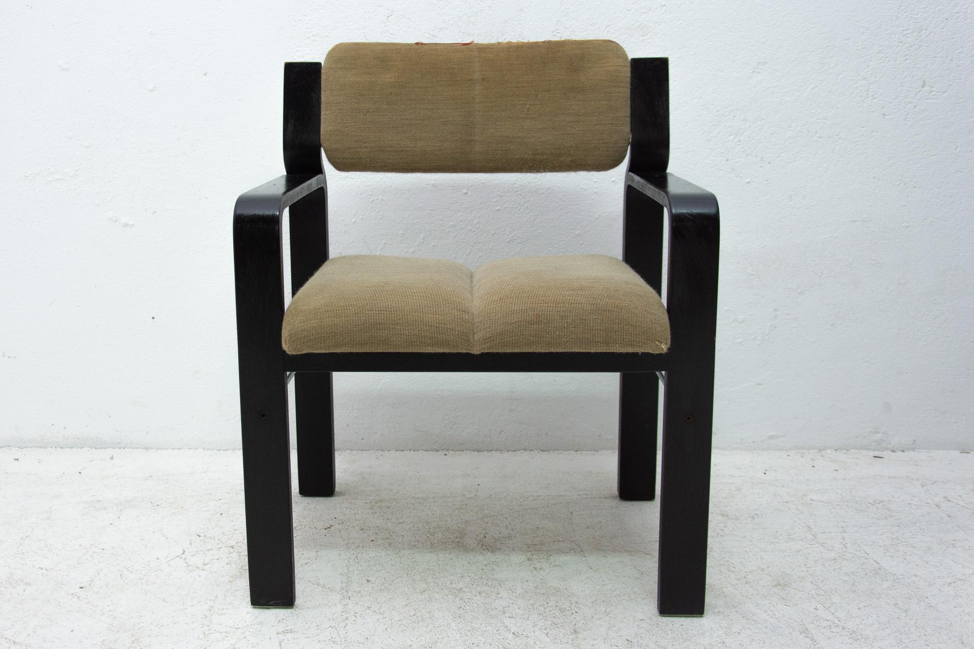 Pair of Bentwood Armchairs by Ludvík Volák for Dřevopodnik Holešov, 1980s 3