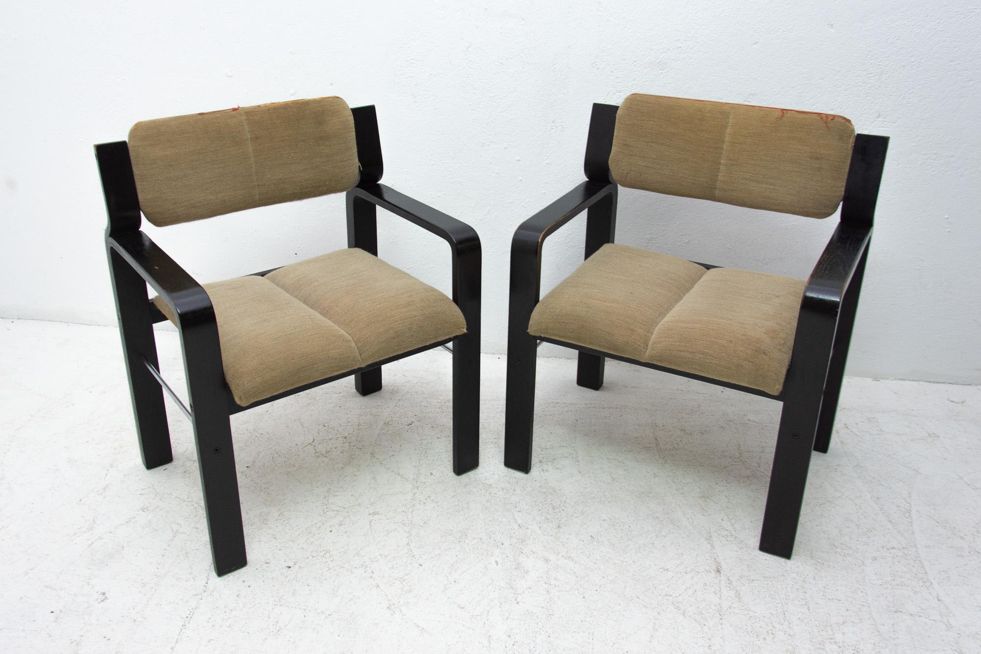 Scandinavian Modern Pair of Bentwood Armchairs by Ludvík Volák for Dřevopodnik Holešov, 1980s
