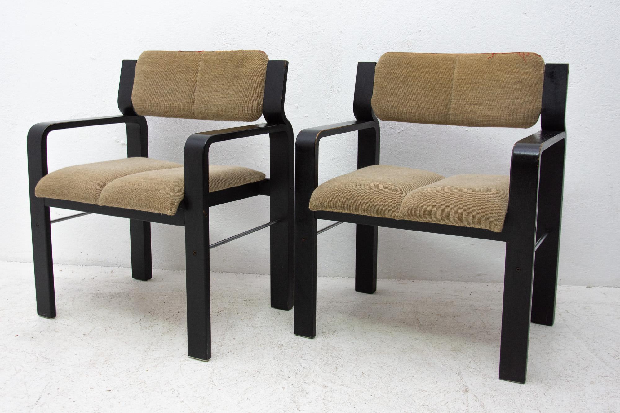 Pair of Bentwood Armchairs by Ludvík Volák for Dřevopodnik Holešov, 1980s In Good Condition In Prague 8, CZ