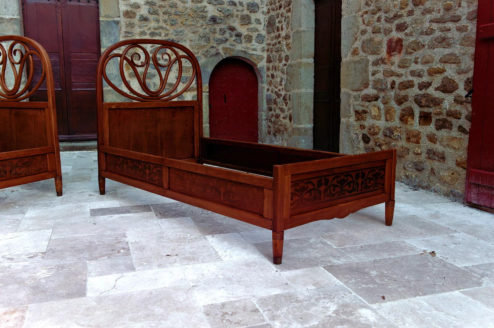 Pair of Bentwood Beds by Thonet, circa 1900 For Sale 6