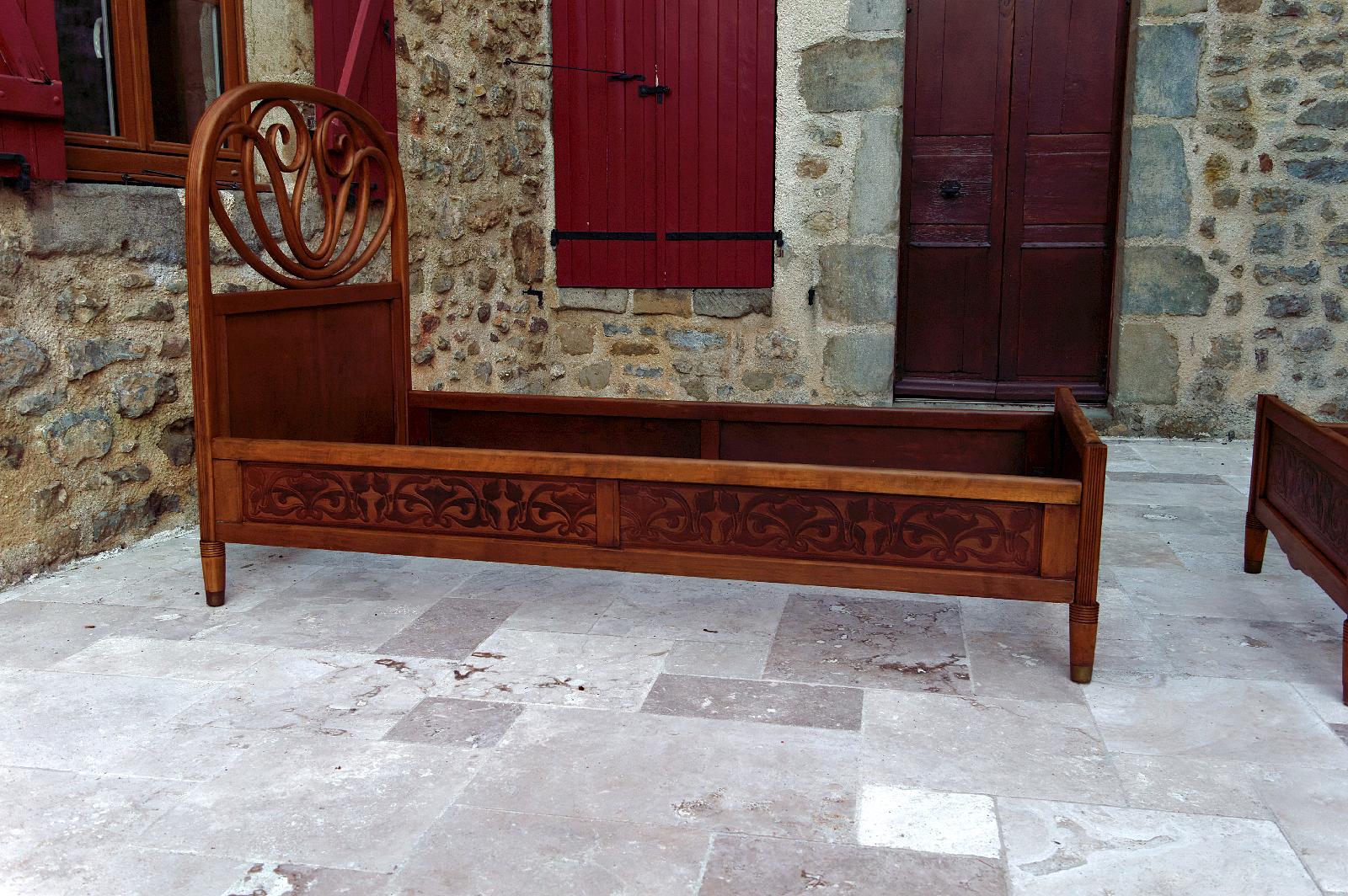 Pair of Bentwood Beds by Thonet, circa 1900 9