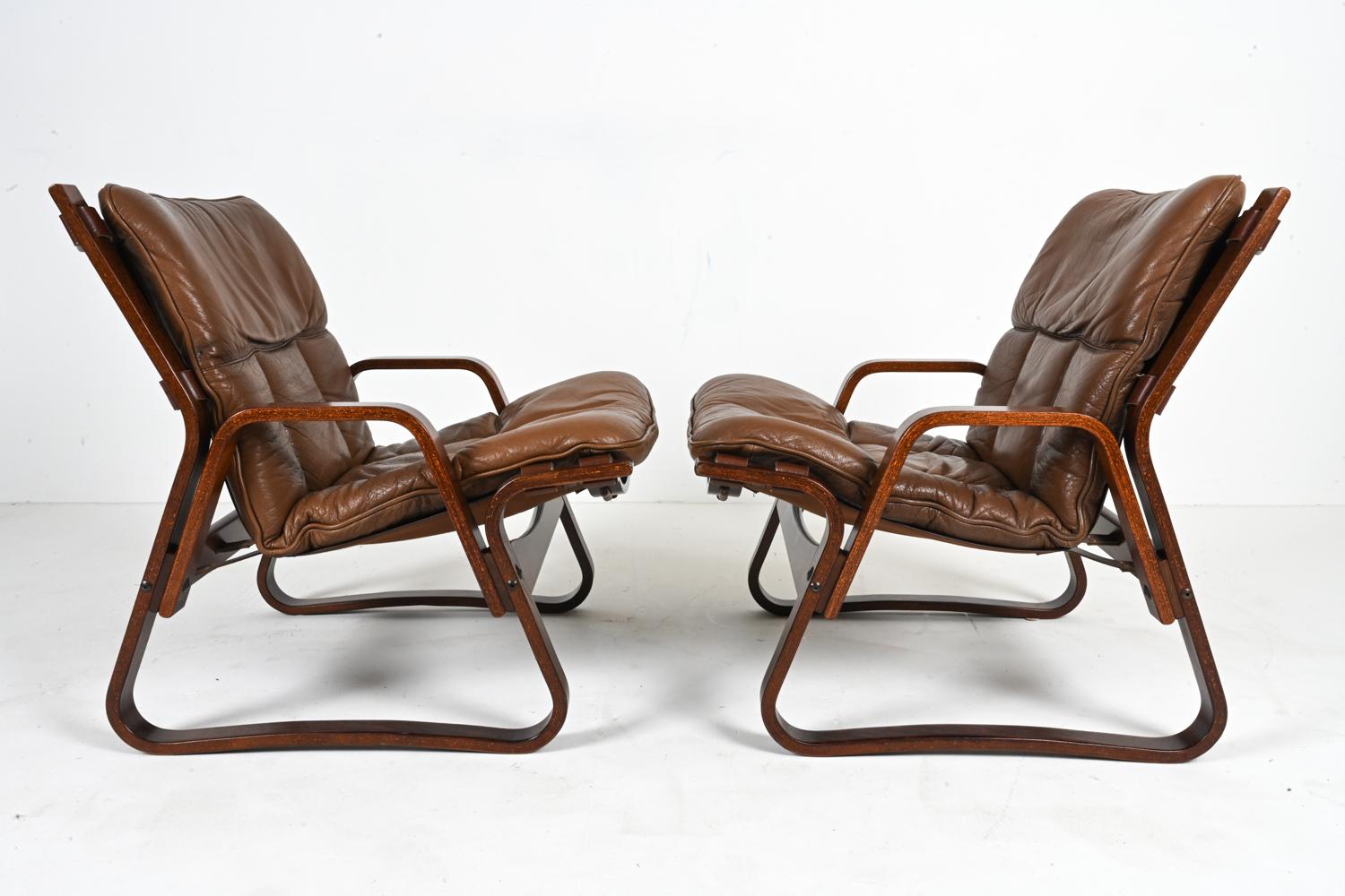 Pair of Bentwood & Buffalo Leather Lounge Chairs by Giske Carlsen for Kleppe For Sale 5