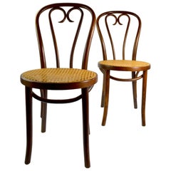 Retro Pair of Bentwood Cafe Chairs by Thonet