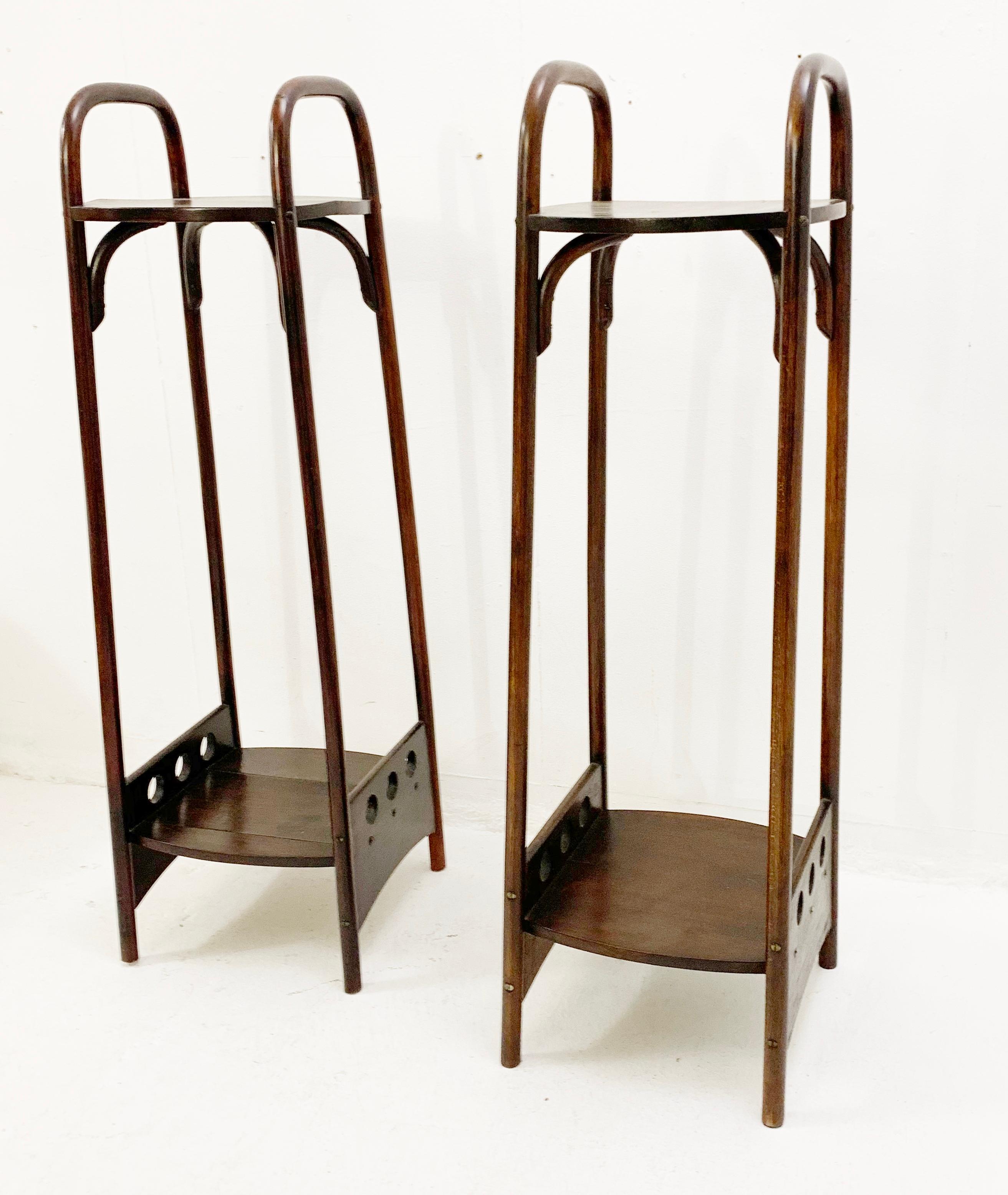 Paire de harnais en bois cintr de Thonet, annes 1930 Bon état - En vente à Brussels, BE