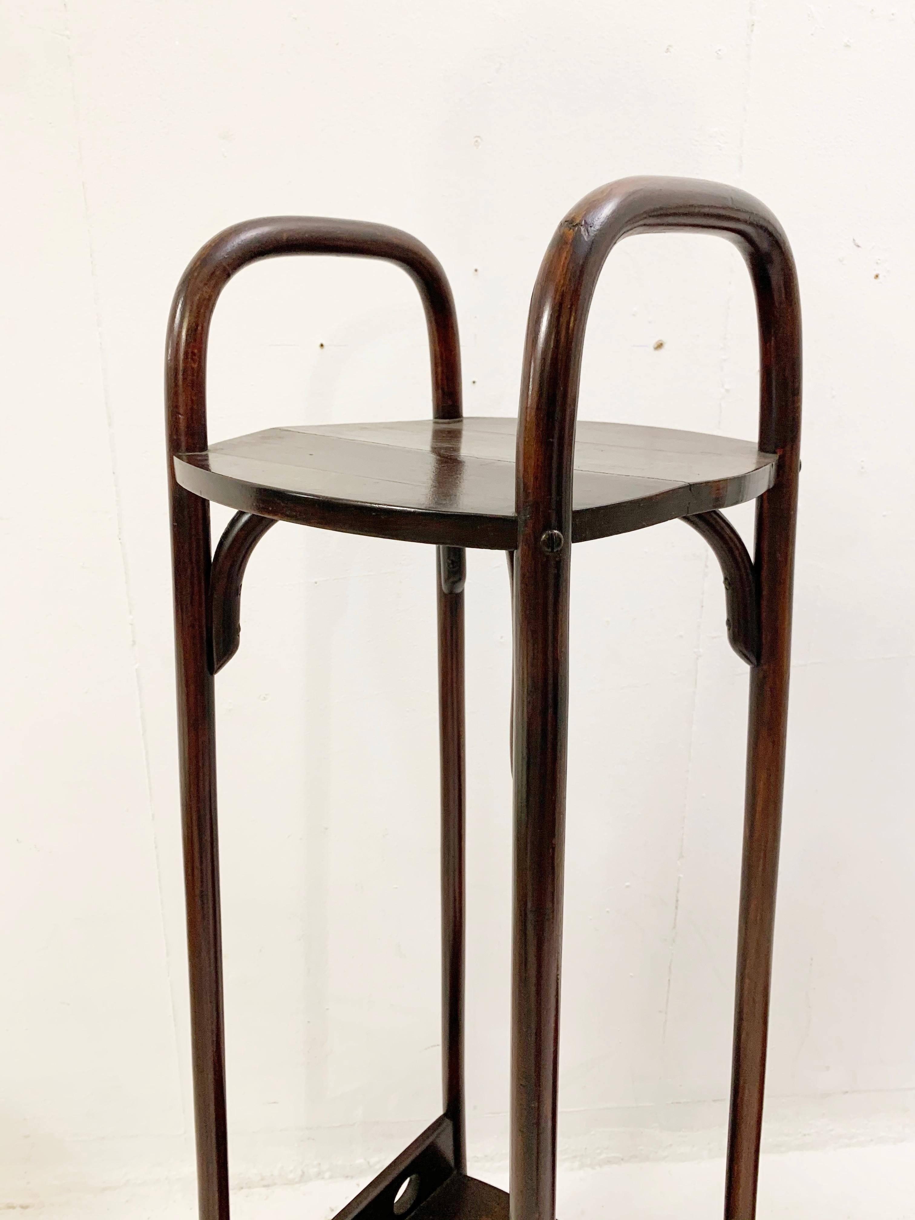 Pair of Bentwood Harnesses by Thonet, 1930s For Sale 2