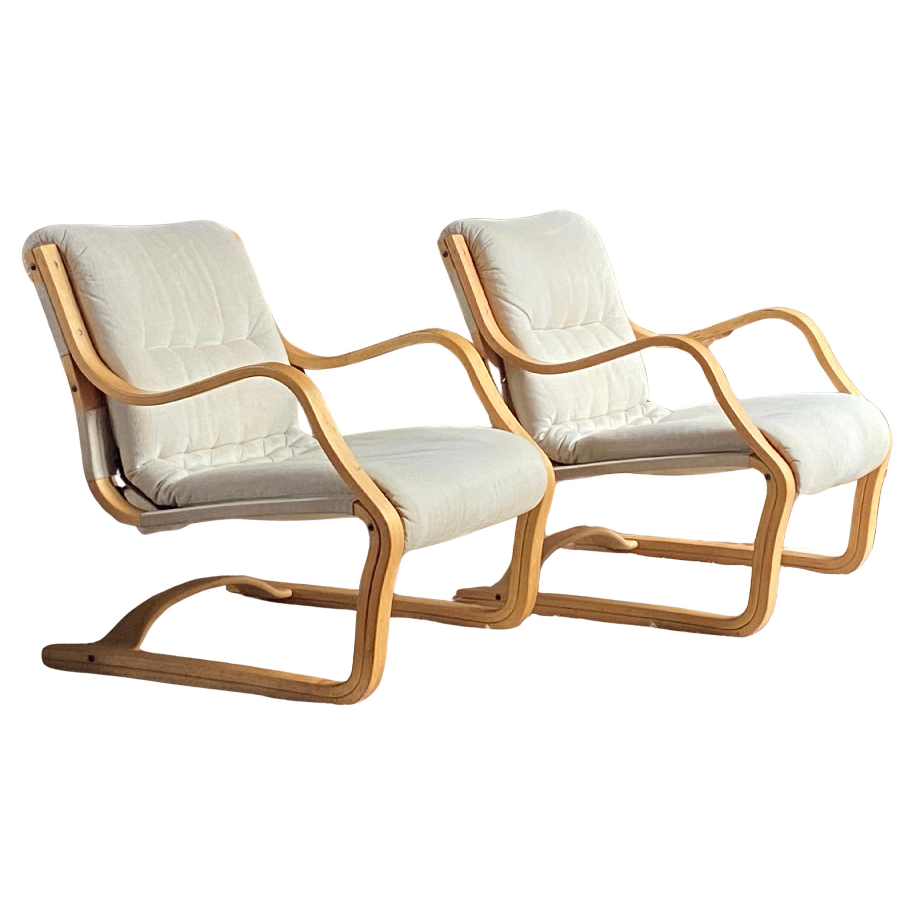 Ein Paar Koivutaro-Sessel aus Bugholz von Esko Pajamies, Asko Finnland