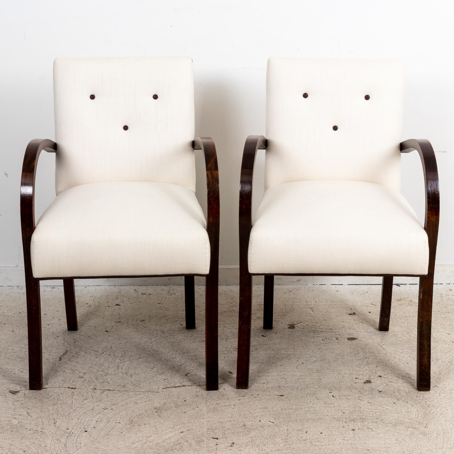 Pair of Bentwood Mid-Century Armchairs in Cream Linen Upholstery In Good Condition In Stamford, CT