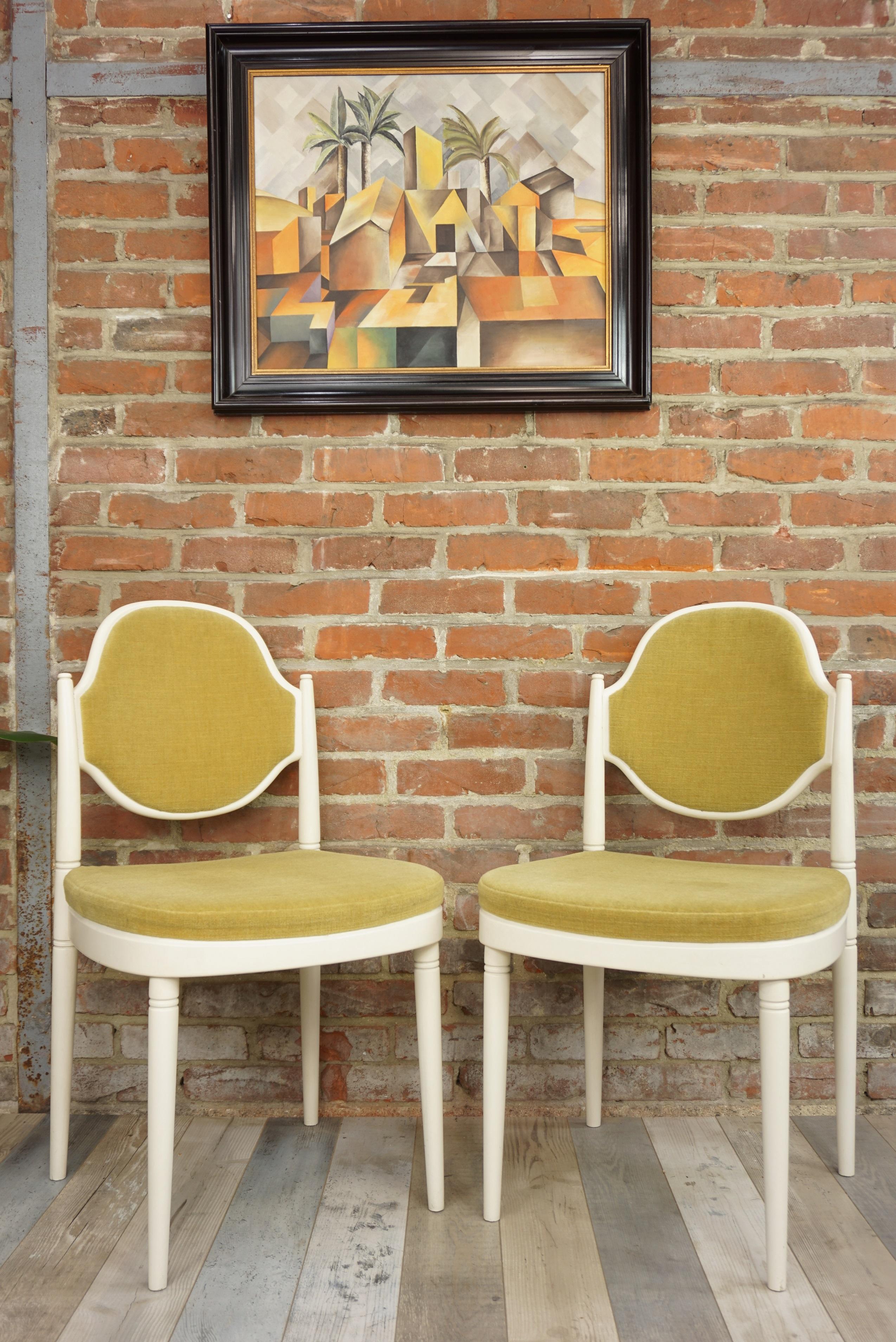 Pair of Bentwood Thonet Chairs Design Hanno Von Gustedt 3