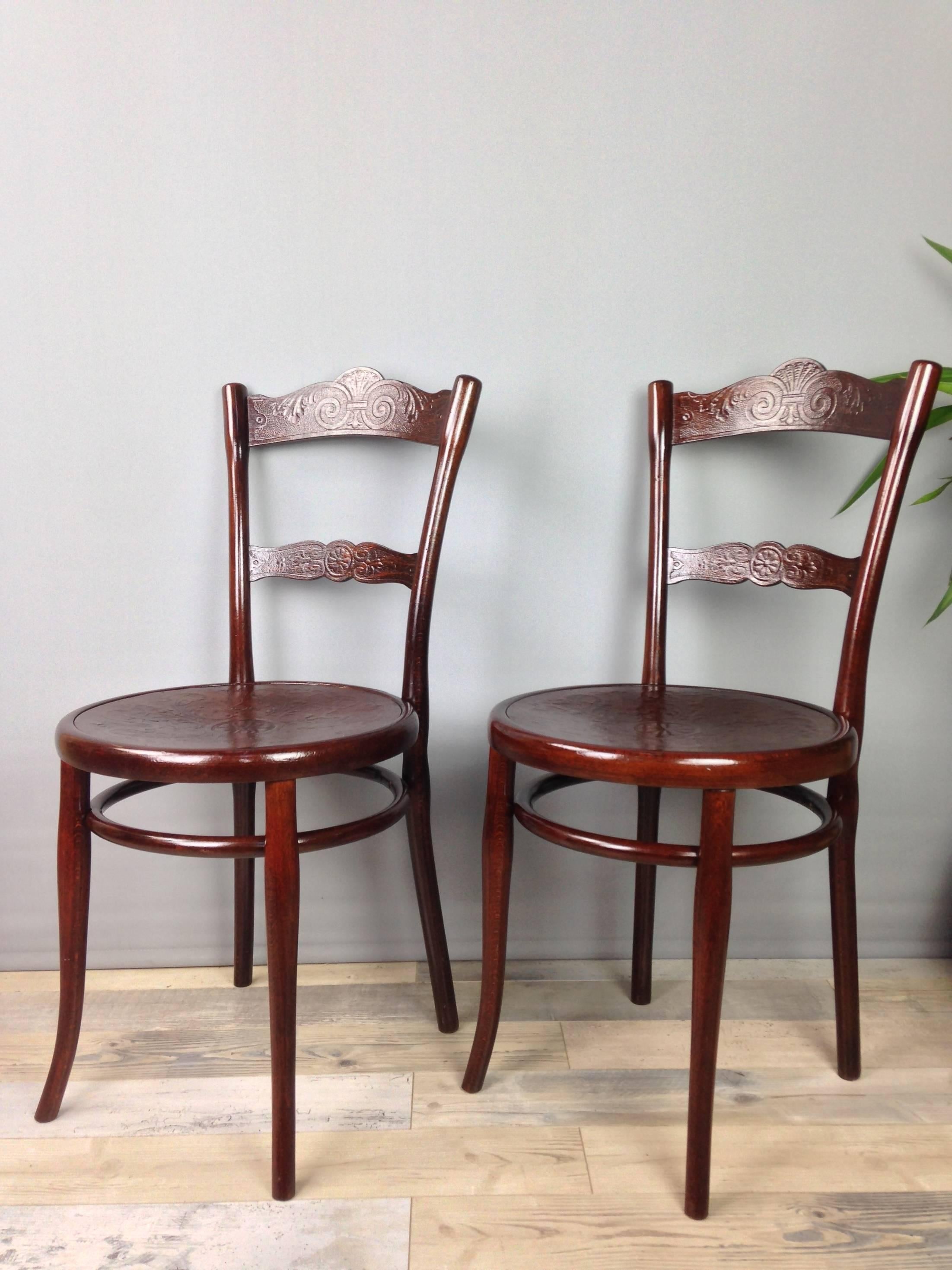Art Nouveau Pair of Bentwood Thonet Chairs from the Beginning of the 20th Century