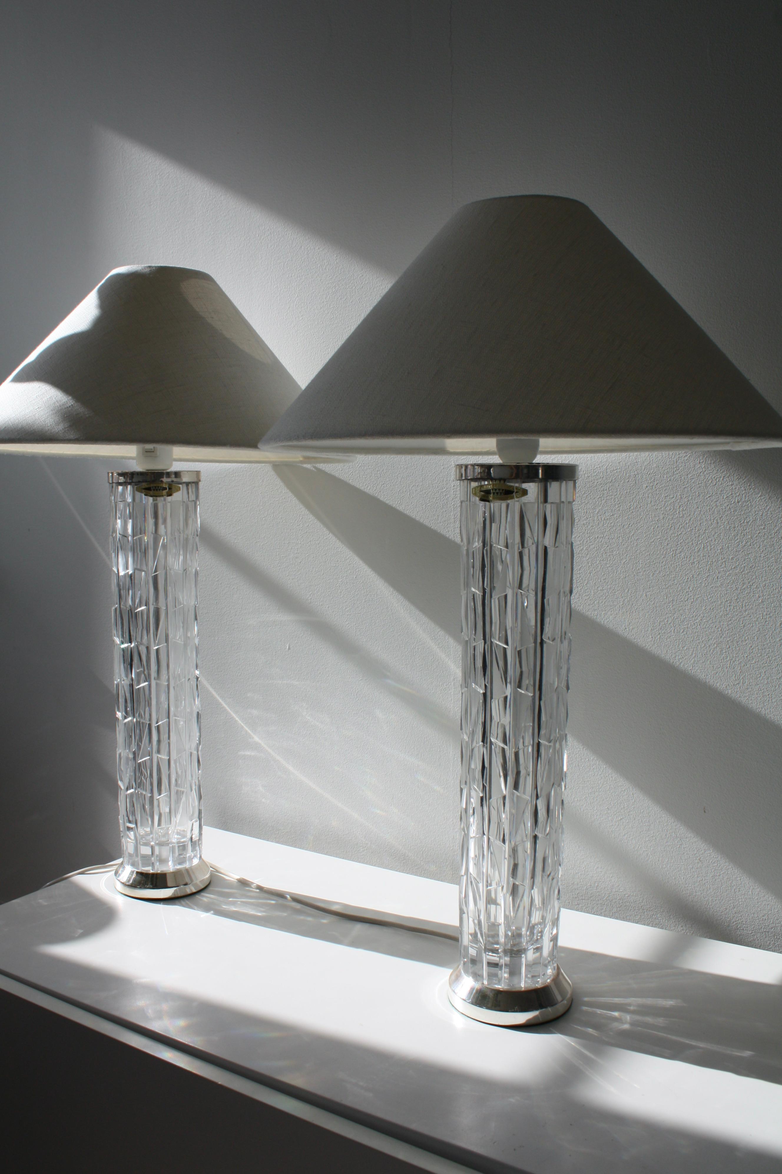 Pair of Bergboms Crystal Table Lamps, Sweden, 1960s Escandinavo moderno en venta