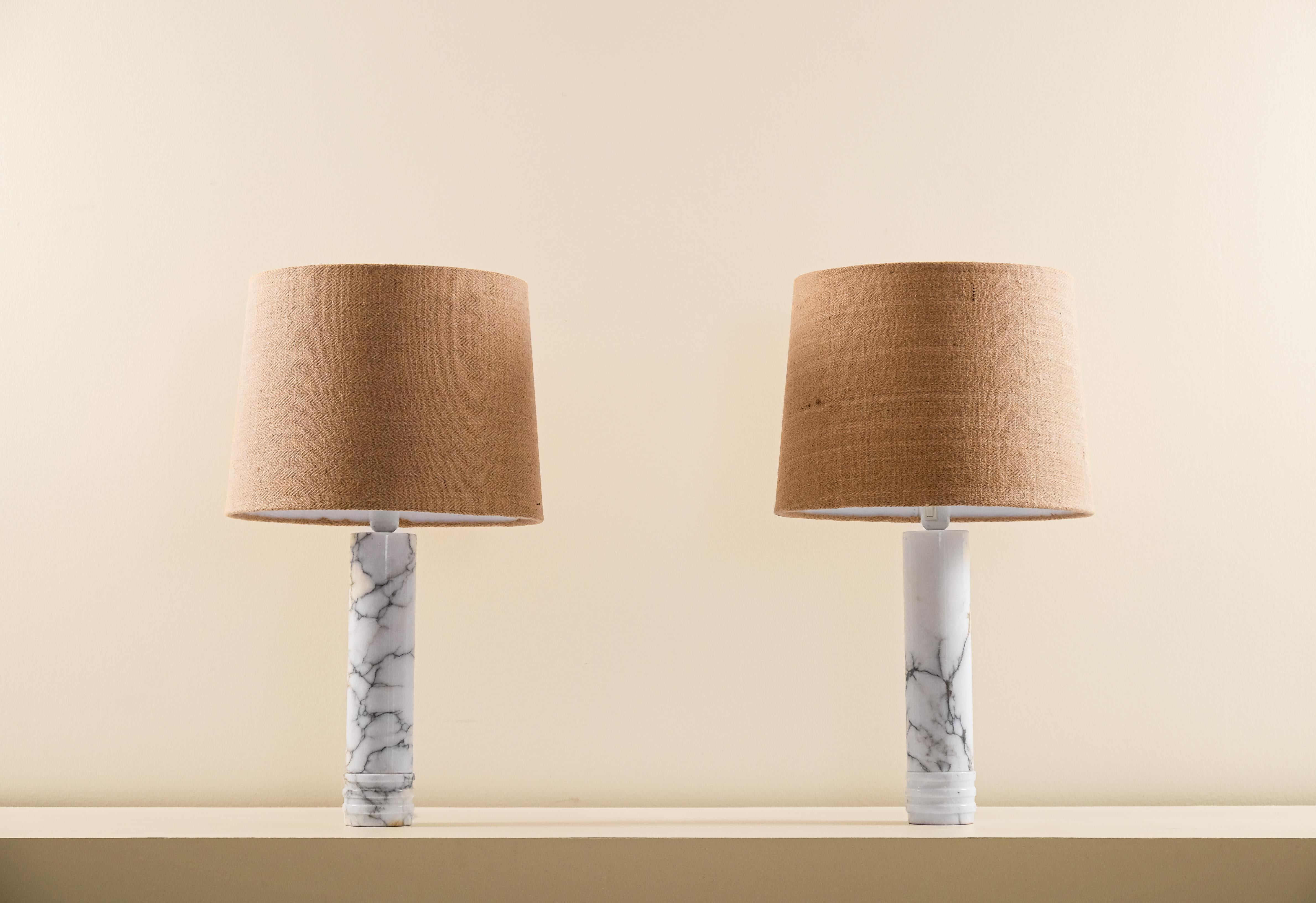 Scandinave moderne Paire de lampes de table en marbre Bergboms, Suède, années 1970 en vente