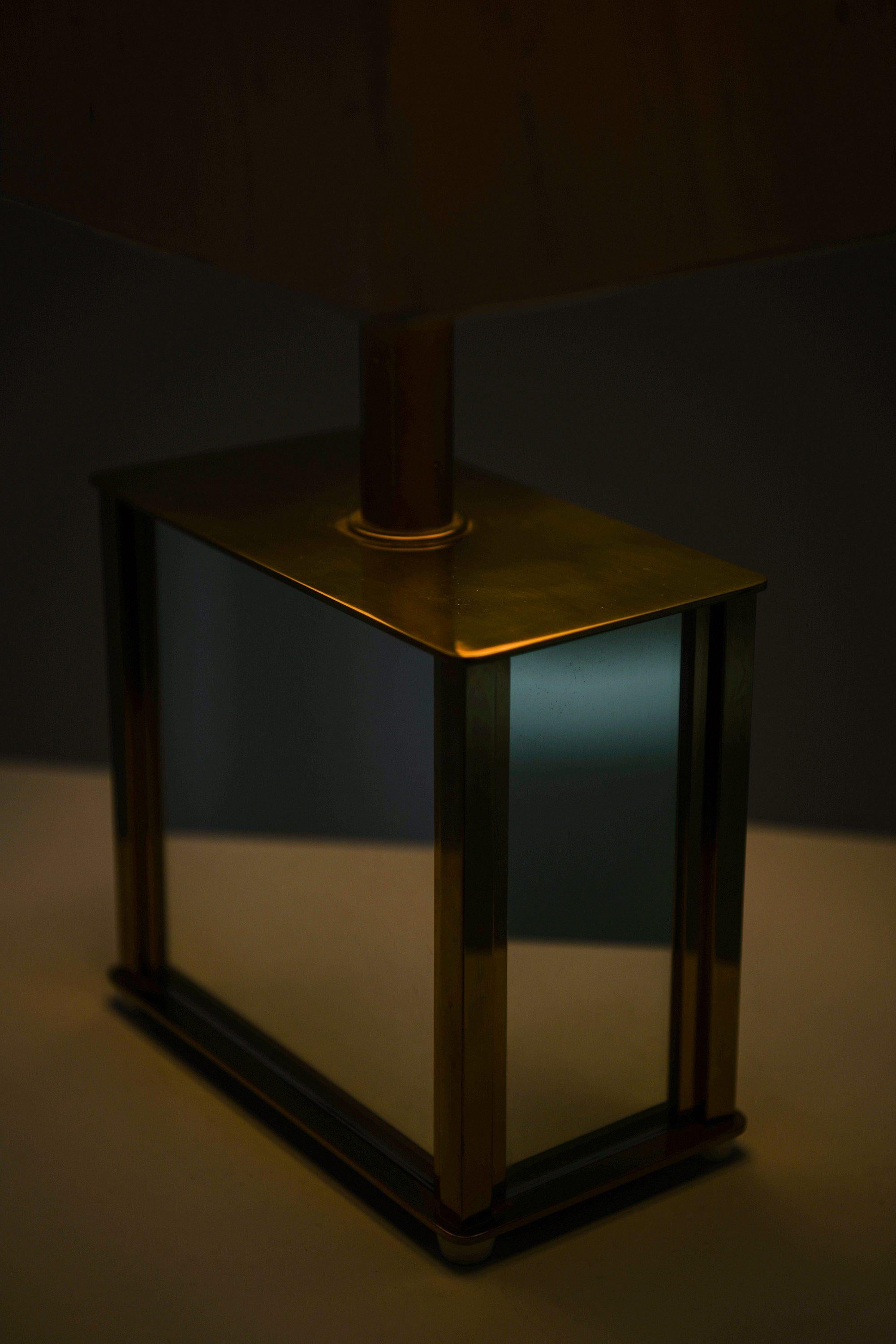 Paire de lampes de bureau Bergboms en laiton, verre miroir et abat-jour en soie, années 1970 en vente 3