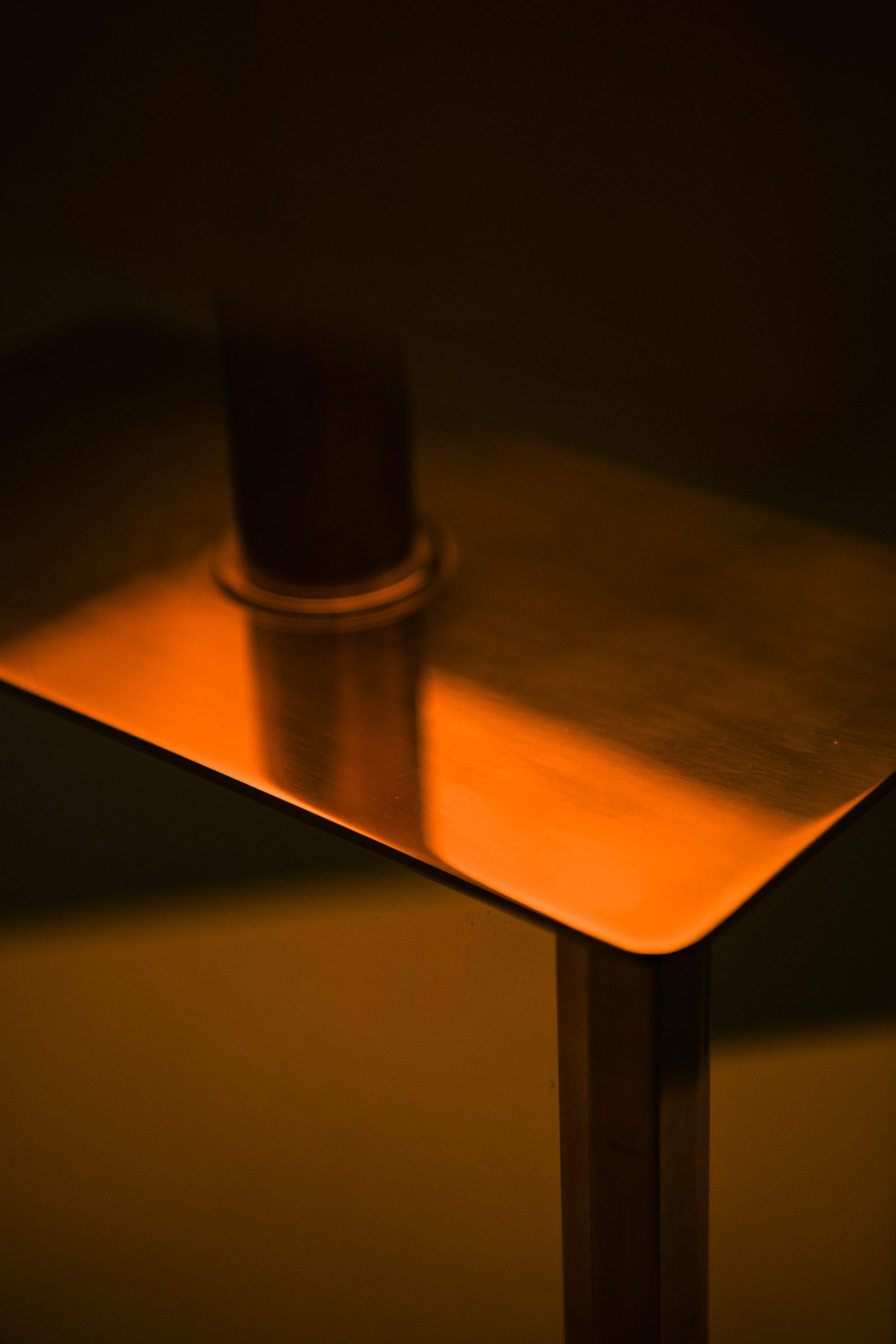 Paire de lampes de bureau Bergboms en laiton, verre miroir et abat-jour en soie, années 1970 en vente 4