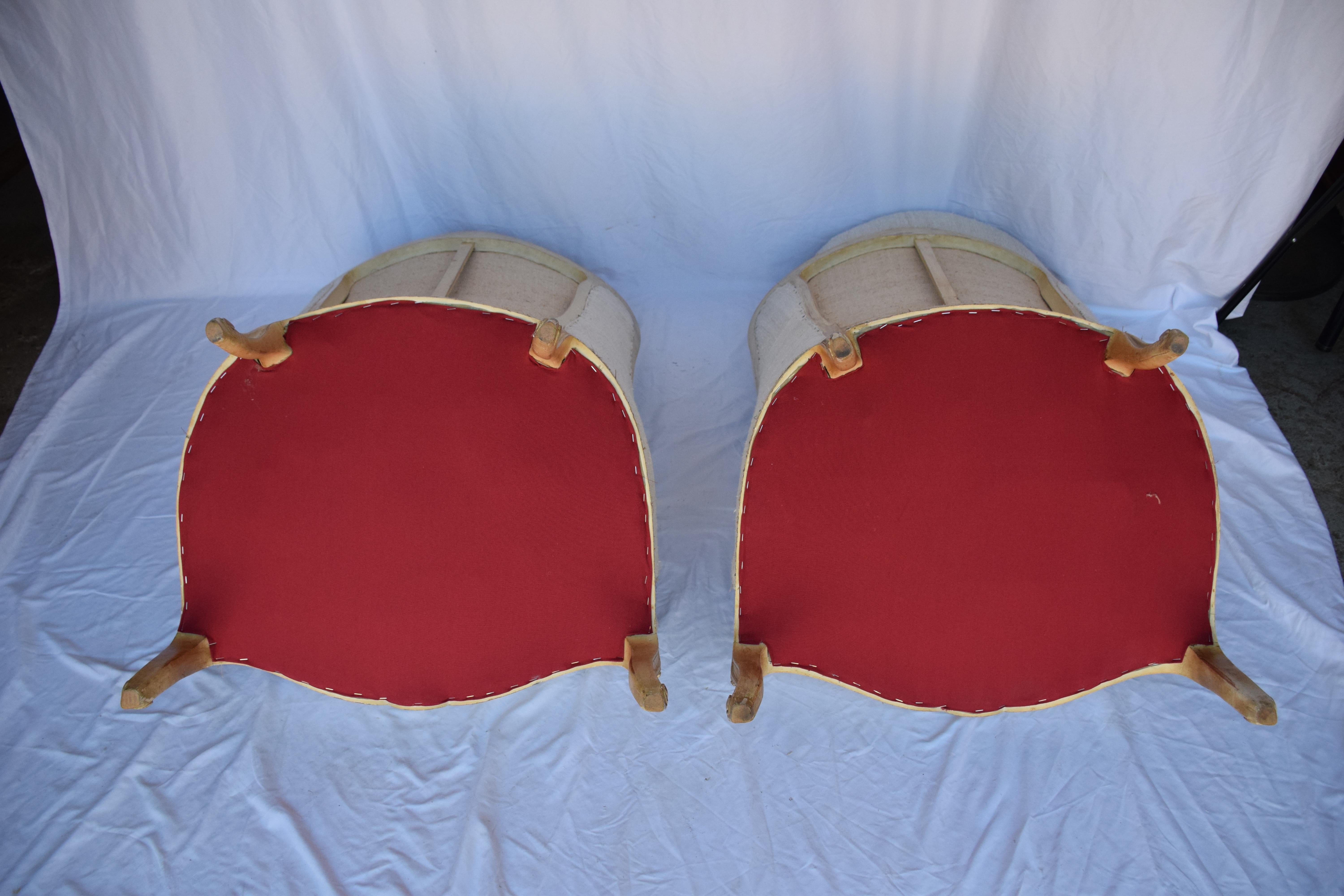 Paar Stühle aus Bergere mit französischer Leinenbespannung im Angebot 6