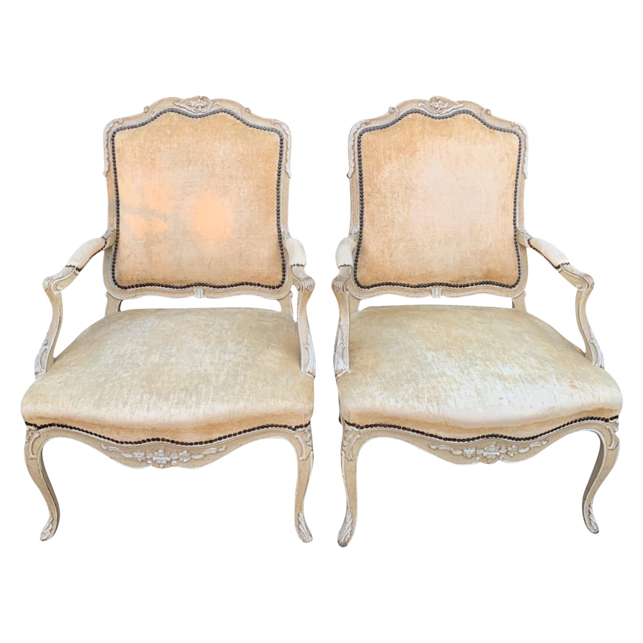 Pair of Bergere Fauteuil Chairs in the Style of Louis XV For Sale