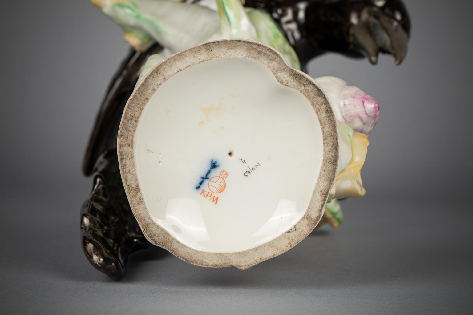 Pareja de urracas de porcelana de Berlín, hacia 1875 Porcelana en venta