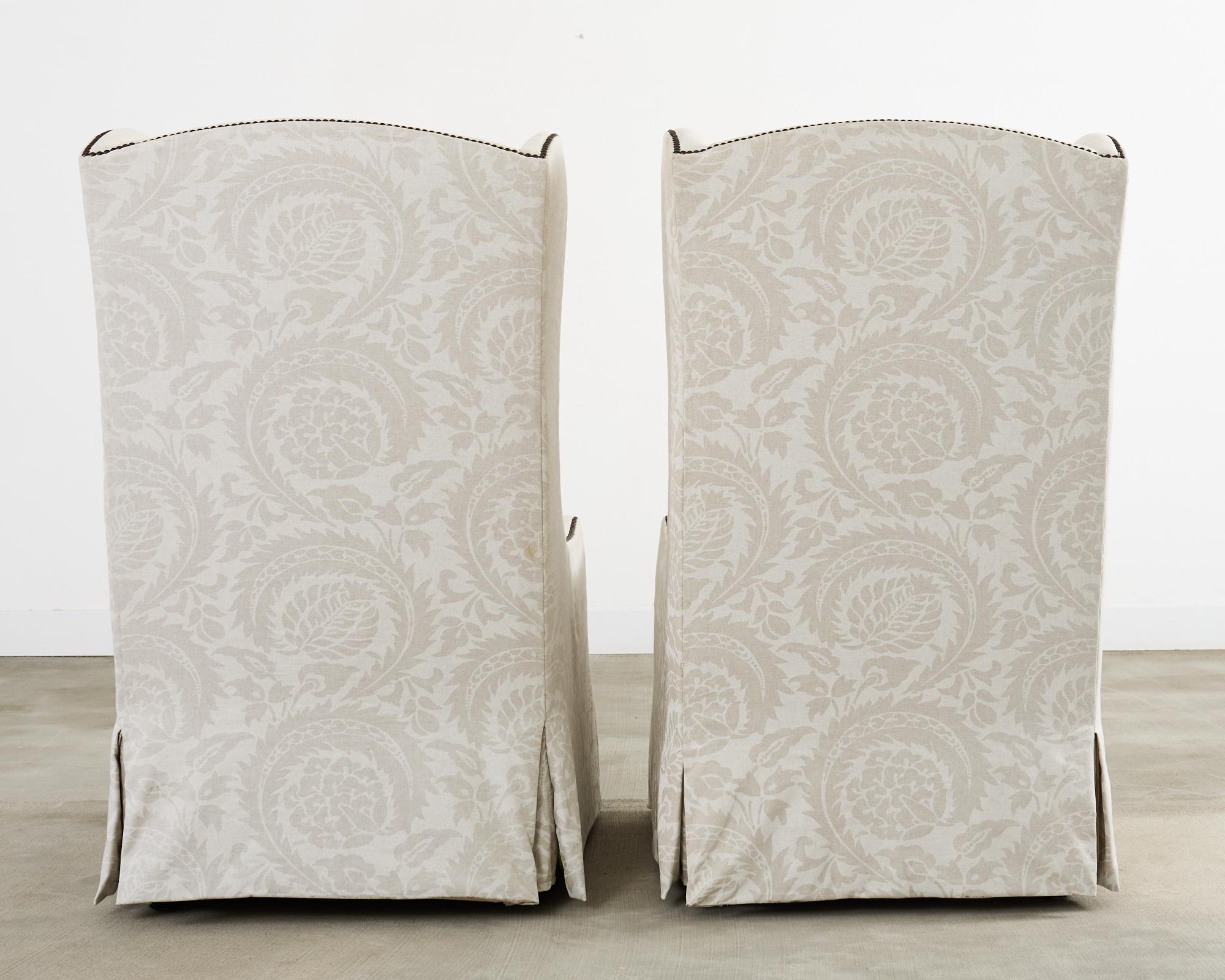 Paire de chaises Bernhardt à dossier haut tapissé en vente 1