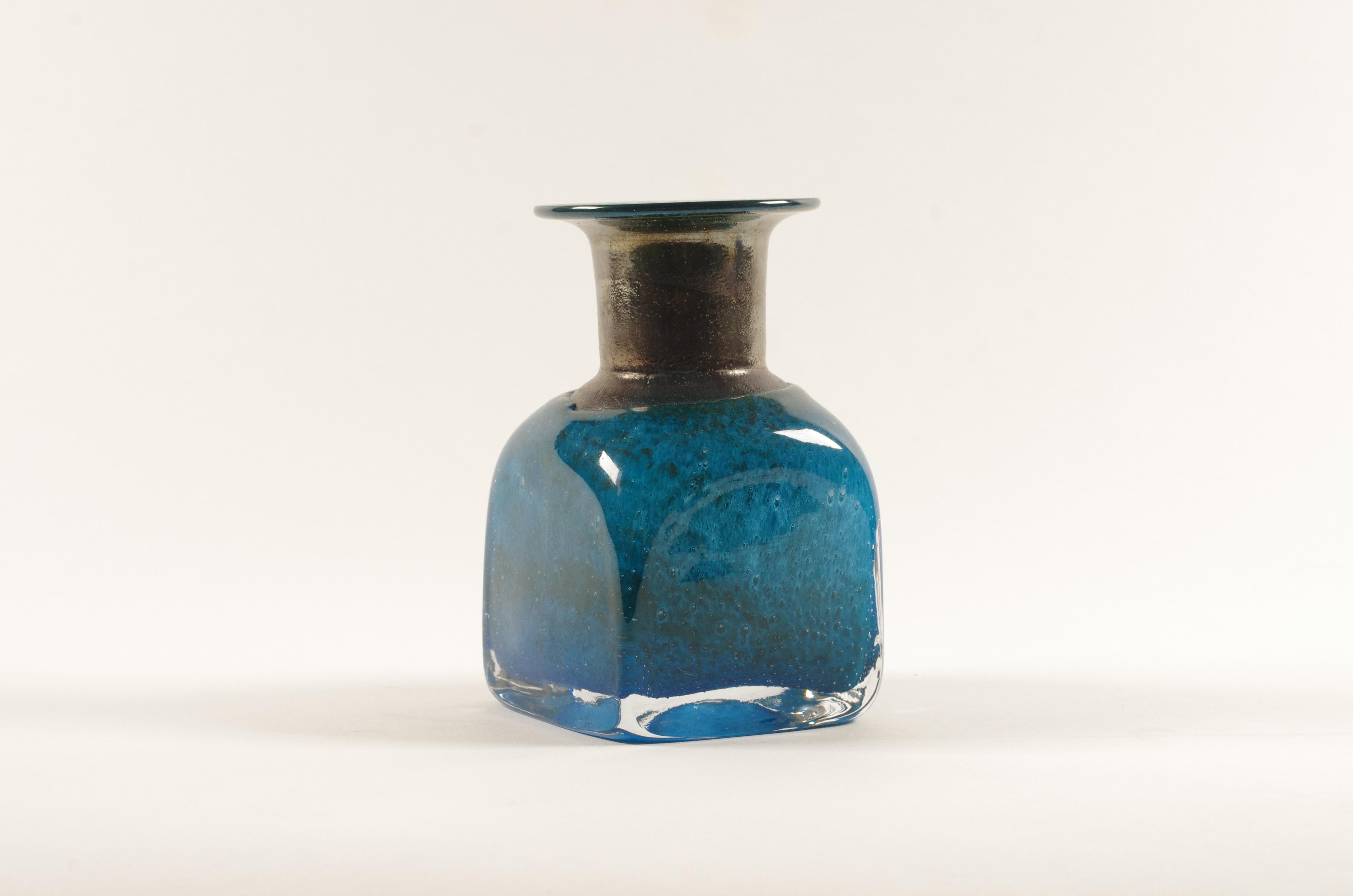 Coppia di vasi in vetro 