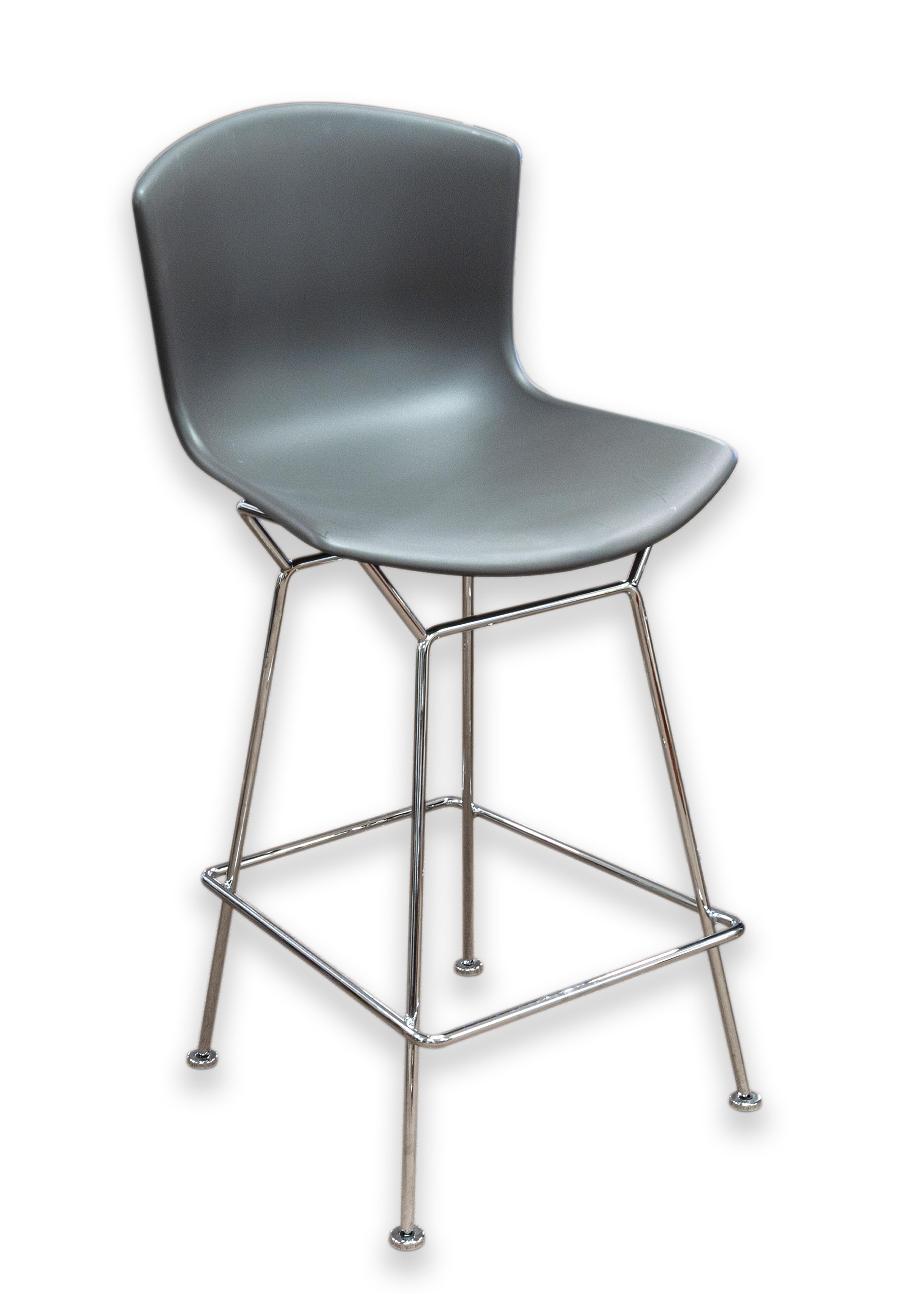 Pair of Bertoia for Knoll Contemporayr Modern Grey Molded Shell Counter Stools For Sale 3