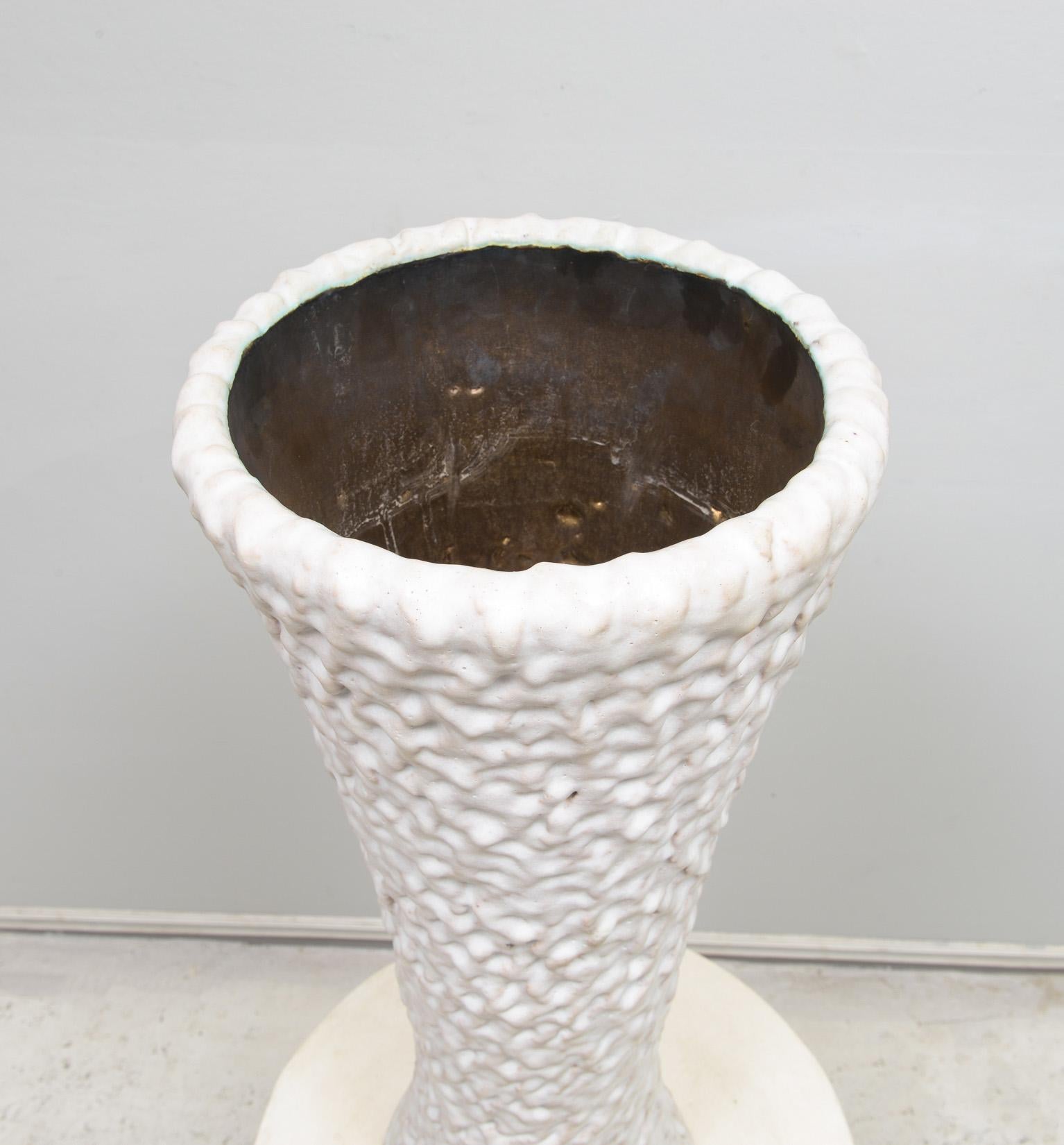Céramique Paire de lampes à éclairage Cuneiform en céramique sur mesure en vente