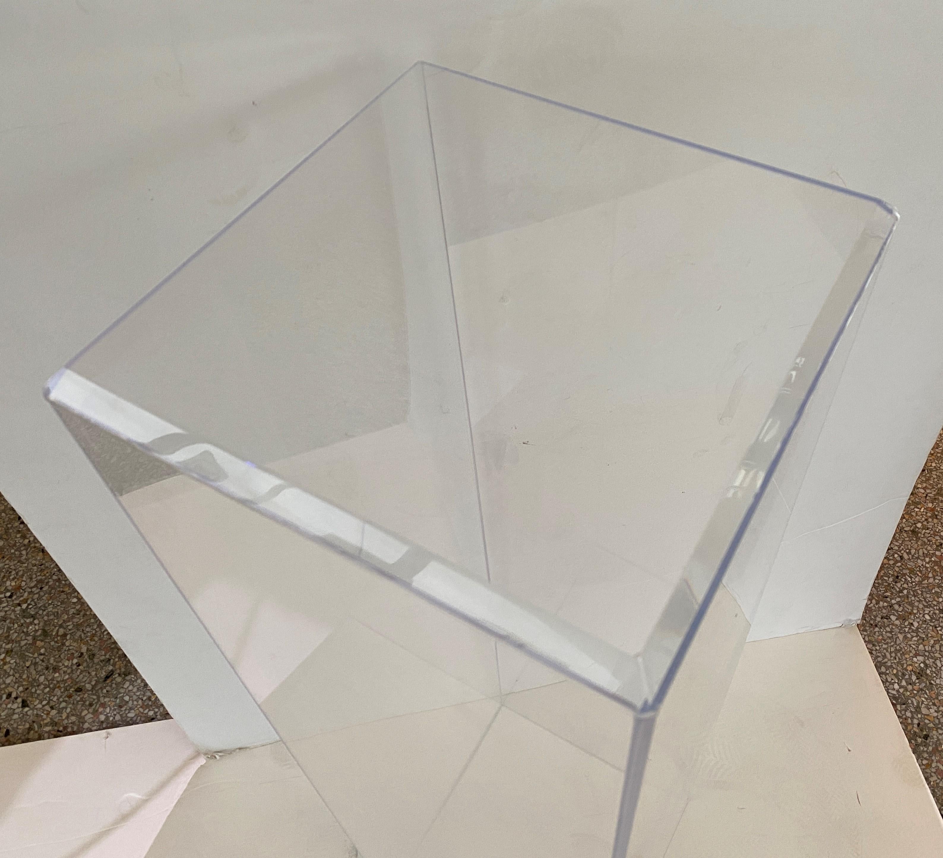 Pair of Bespoke Lucite Pedestals by Iconic Snob Galeries 3