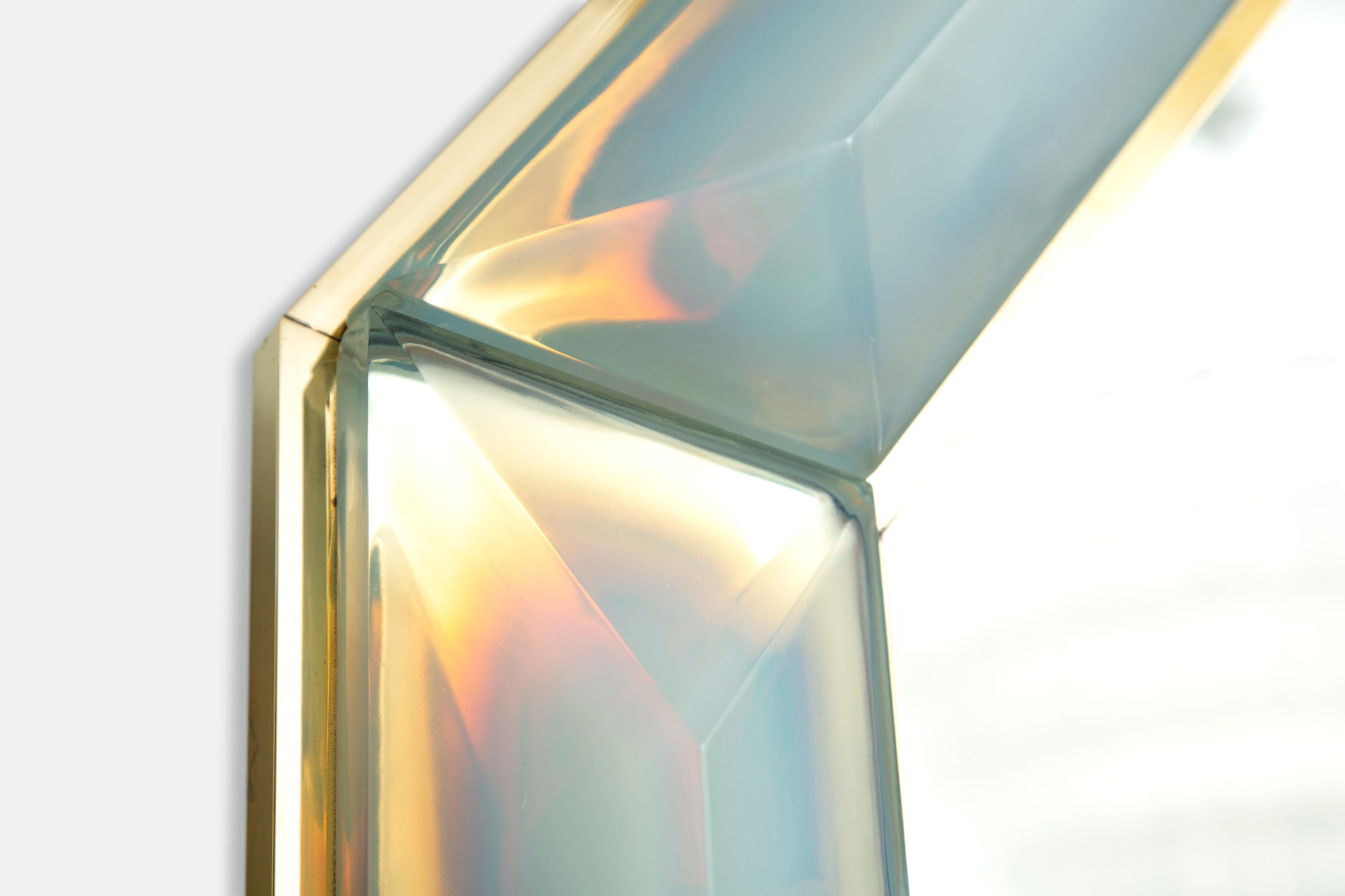 Paire de miroirs octogonaux en verre de Murano opalin irisé sur mesure, en stock en vente 3
