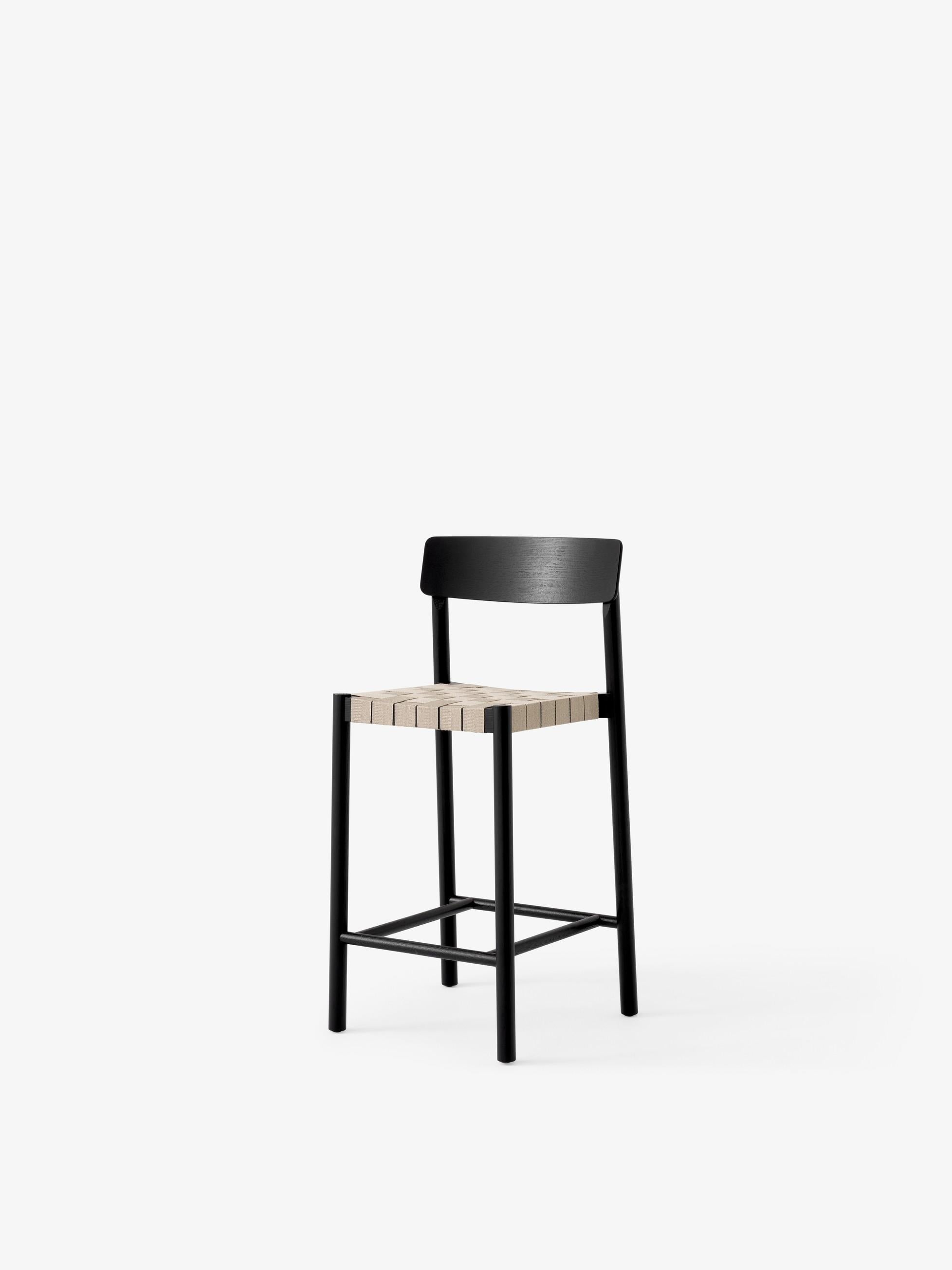 Scandinavo moderno Coppia di sedie da banco Betty TK12, frassino laccato nero/fettuccia naturale, per AT&T in vendita