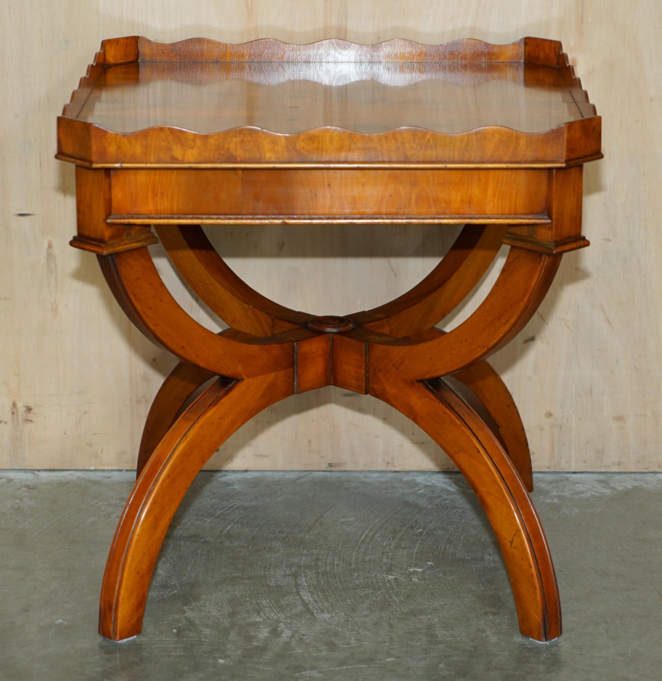 PAIR OF BEVAN FUNNELL ENGLAND BURR YEW SIDE TABLES EACH WITH A SIGNLE DRAWEr For Sale 6