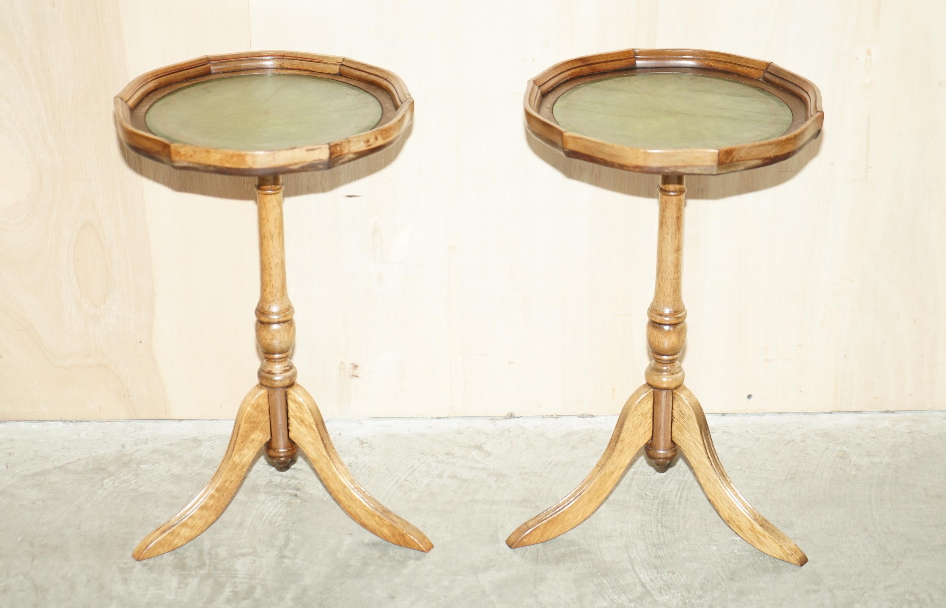 We are delighted to offer for sale this lovely pair of Bevan Funnell vintage light Mahogany with green leather top lamp or side tables,

A good-looking, well-made pair of tripod tables in lovely order, we have cleaned waxed and polished them from
