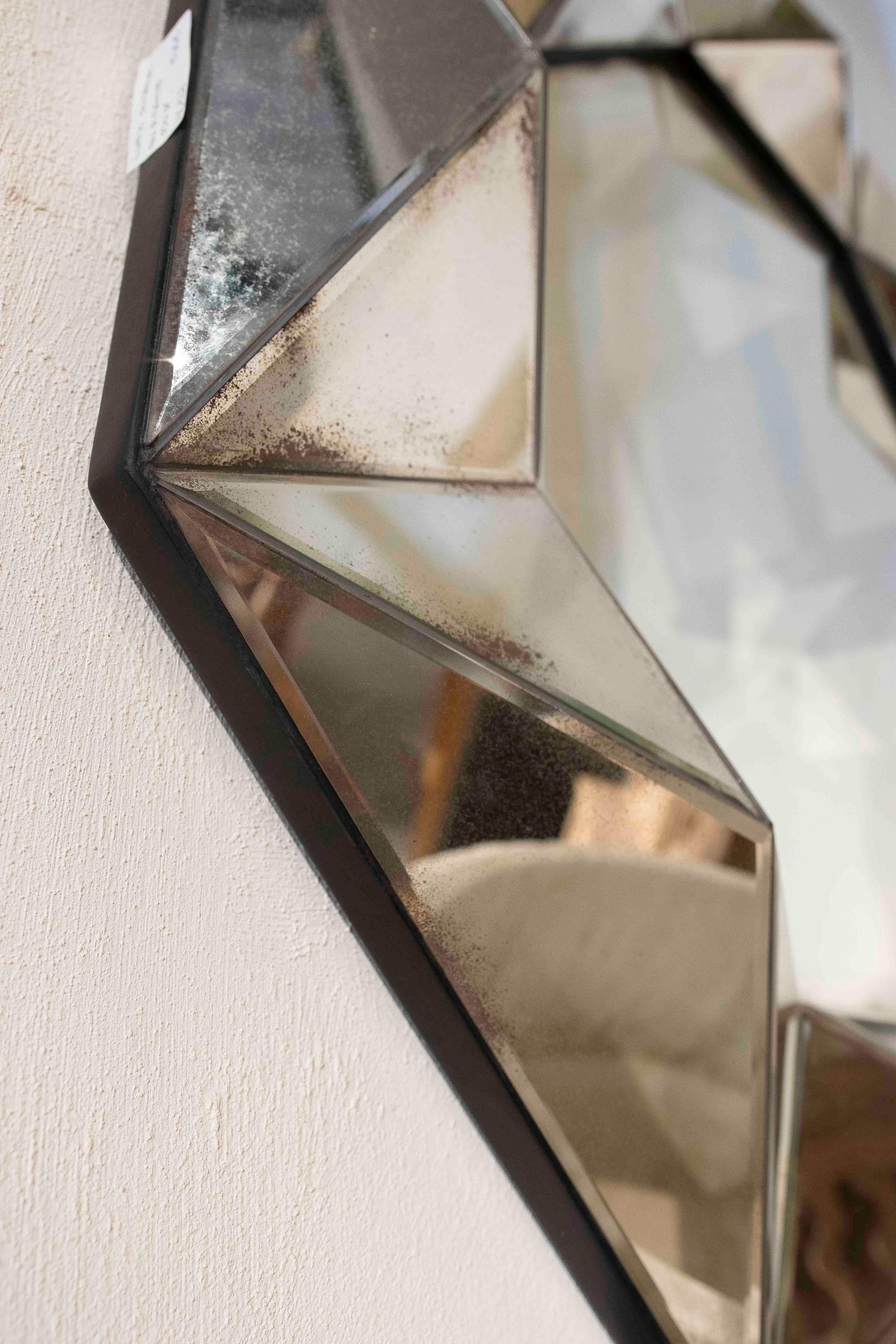 Pareja de Espejos Octogonales Biselados con Marco de Cristal Facetado de Estilo Vintage siglo XX en venta