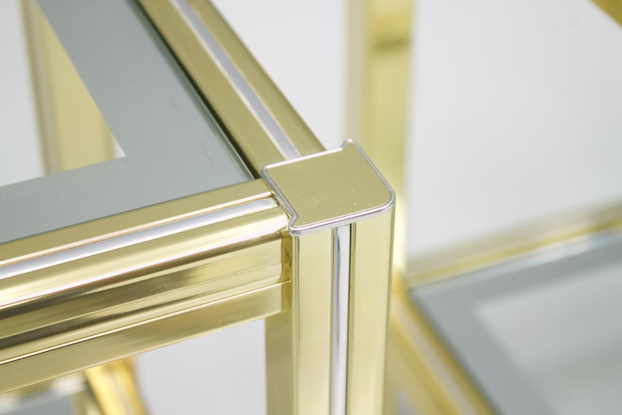 Pair of Bi-Color Side or End Tables in Brass, Glass, and Chrome, 1970s In Good Condition For Sale In Frankfurt / Dreieich, DE