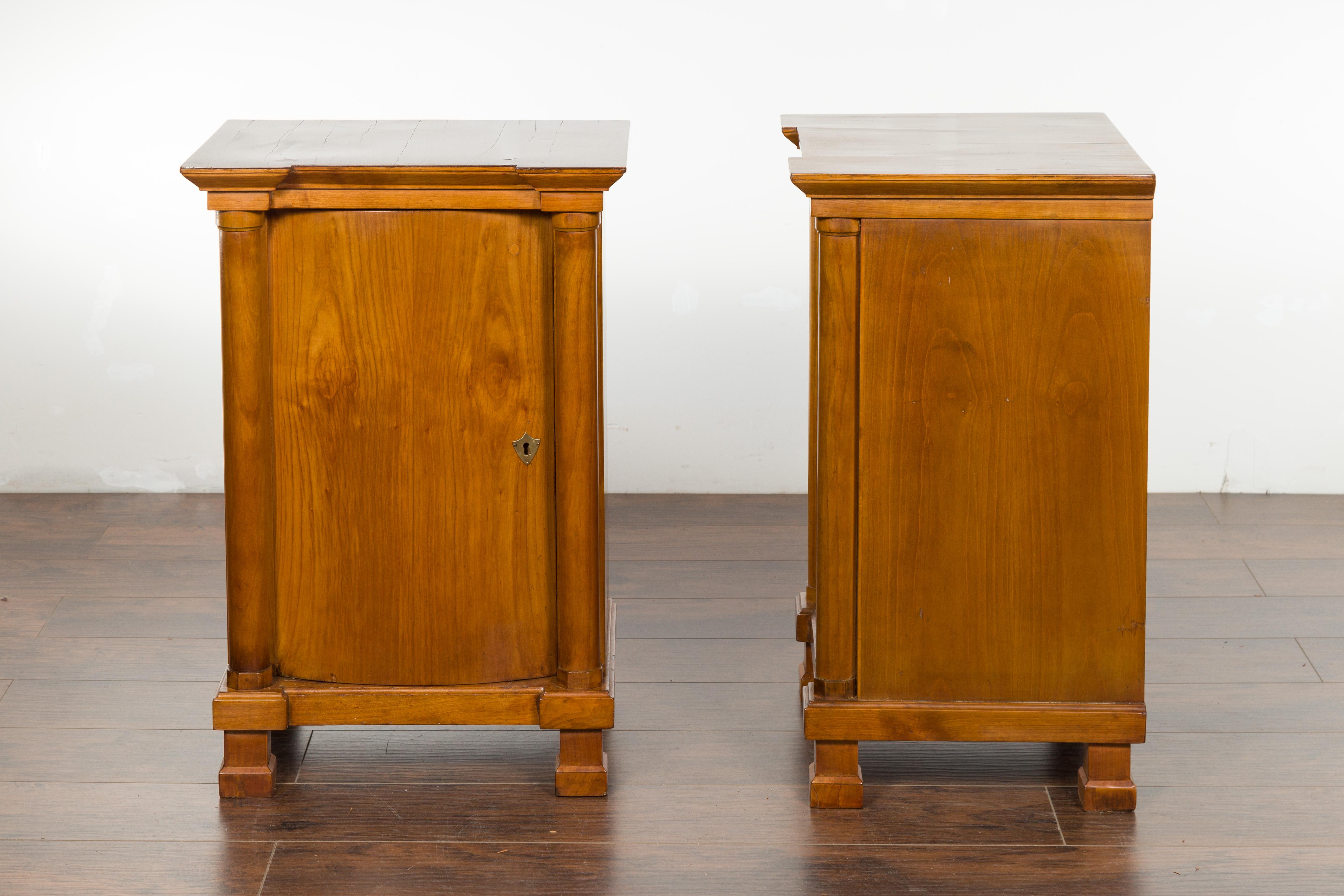 Pair of Biedermeier 1840s Walnut Cabinets with Bombé Doors and Semi-Columns 8